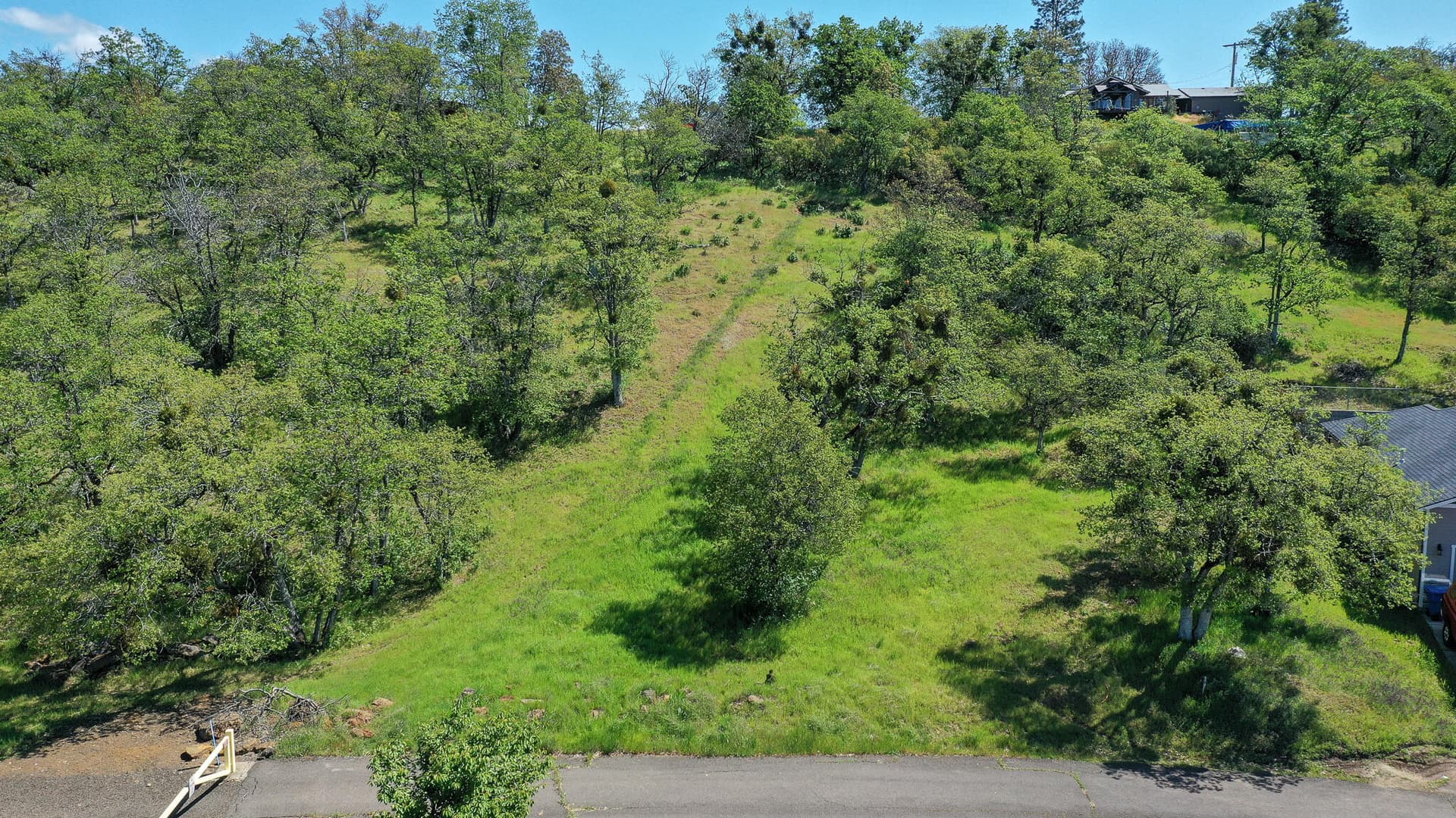 3 Aerial Front. Photo 3 of 11, 374 Avalon Terrace, Eagle Point, OR 97524