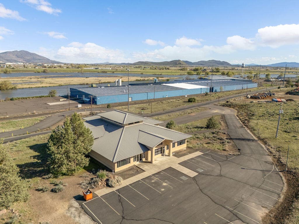 dji_20260416165104_0007_d-dji_2026041616. Photo 2 of 23, 3090 Memorial Drive, Klamath Falls, OR 97601