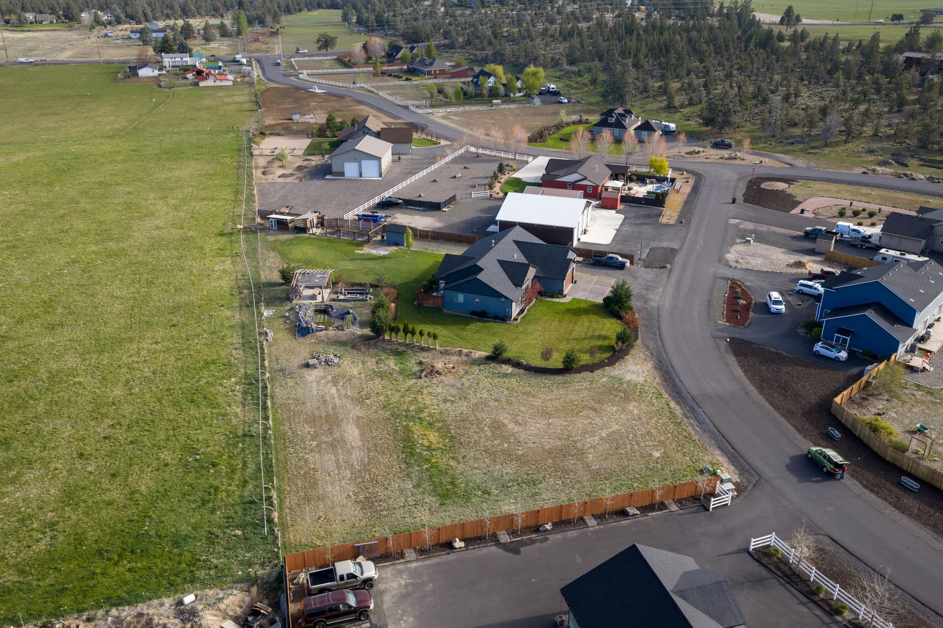 Glenn Meadows Home and Acreage. Photo 5 of 31, 4437 NW Glenn Meadow Loop, Redmond, OR 97756