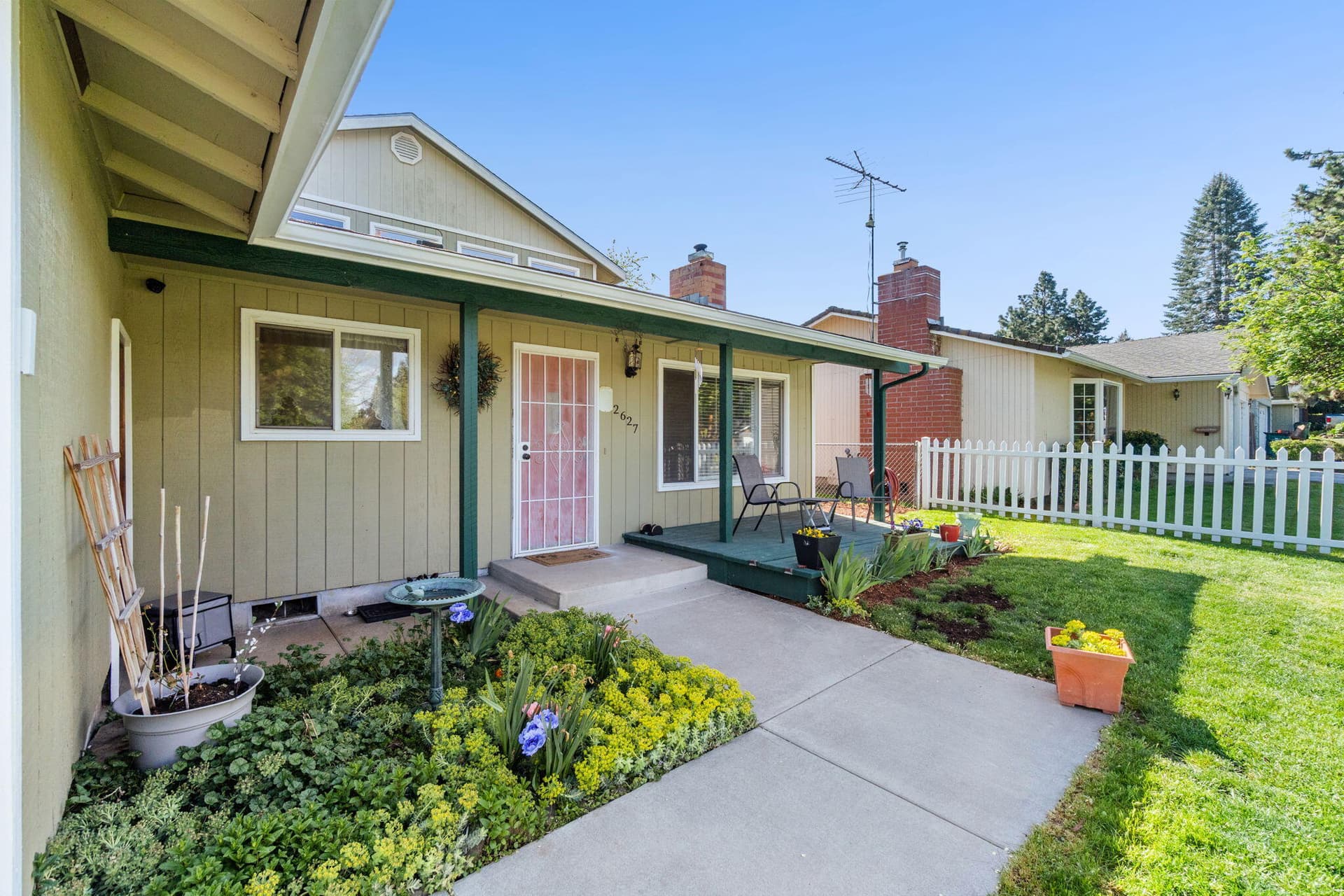 3-web-or-mls-DSC00454. Photo 3 of 40, 2627 Berkeley Street, Klamath Falls, OR 97601