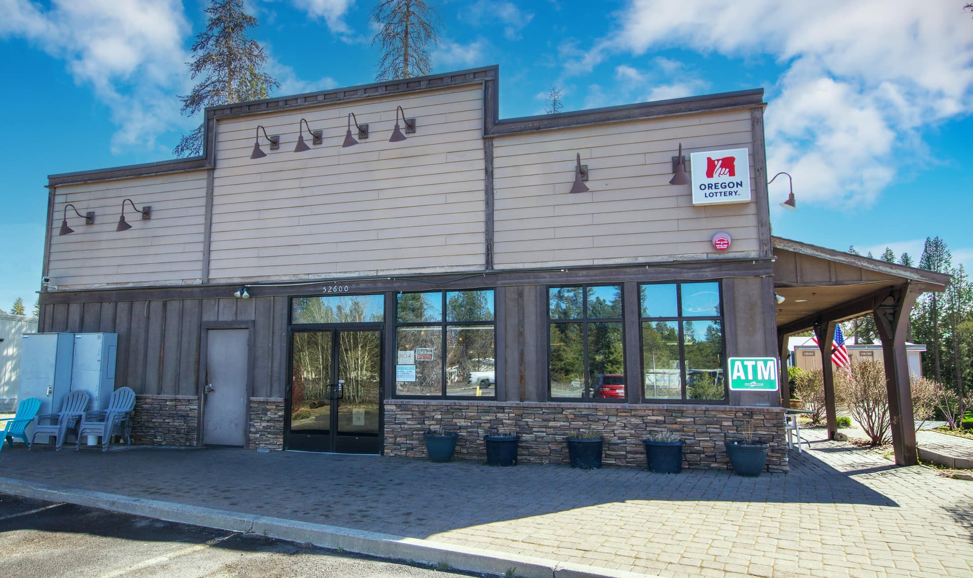 Main Photo. Photo 1 of 9, 52600 Highway 97 Highway, La Pine, OR 97739