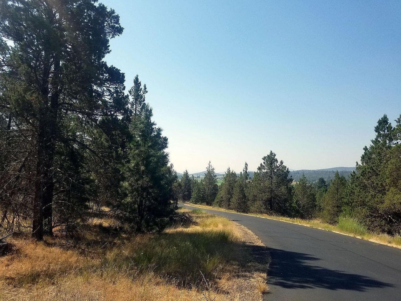 10. Photo 3 of 7, 1123 Red Willow Drive, Klamath Falls, OR 97601