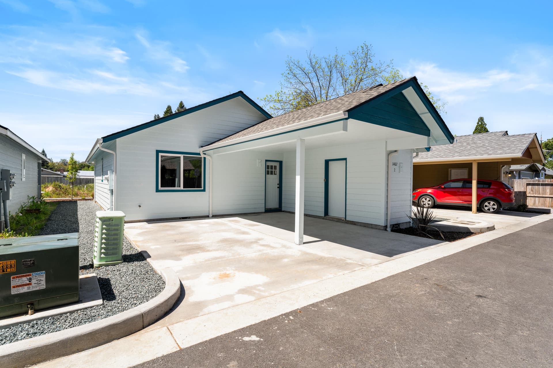 01-EXT (1 of 6). Photo 1 of 27, 1407 Fruitdale Drive Unit UNIT 2, Grants Pass, OR 97527