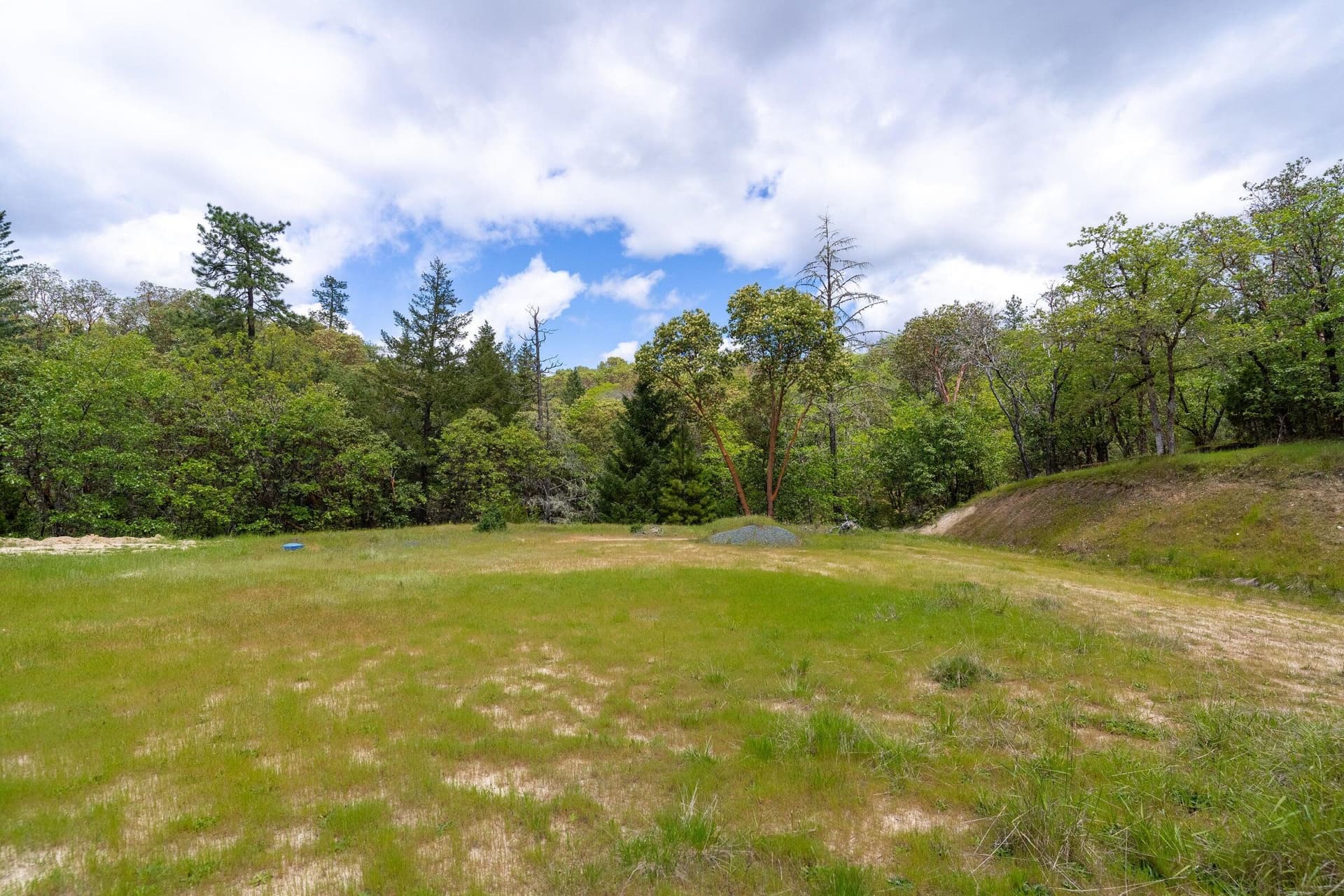 West4. Photo 4 of 30, 202 Westridge Drive, Grants Pass, OR 97526