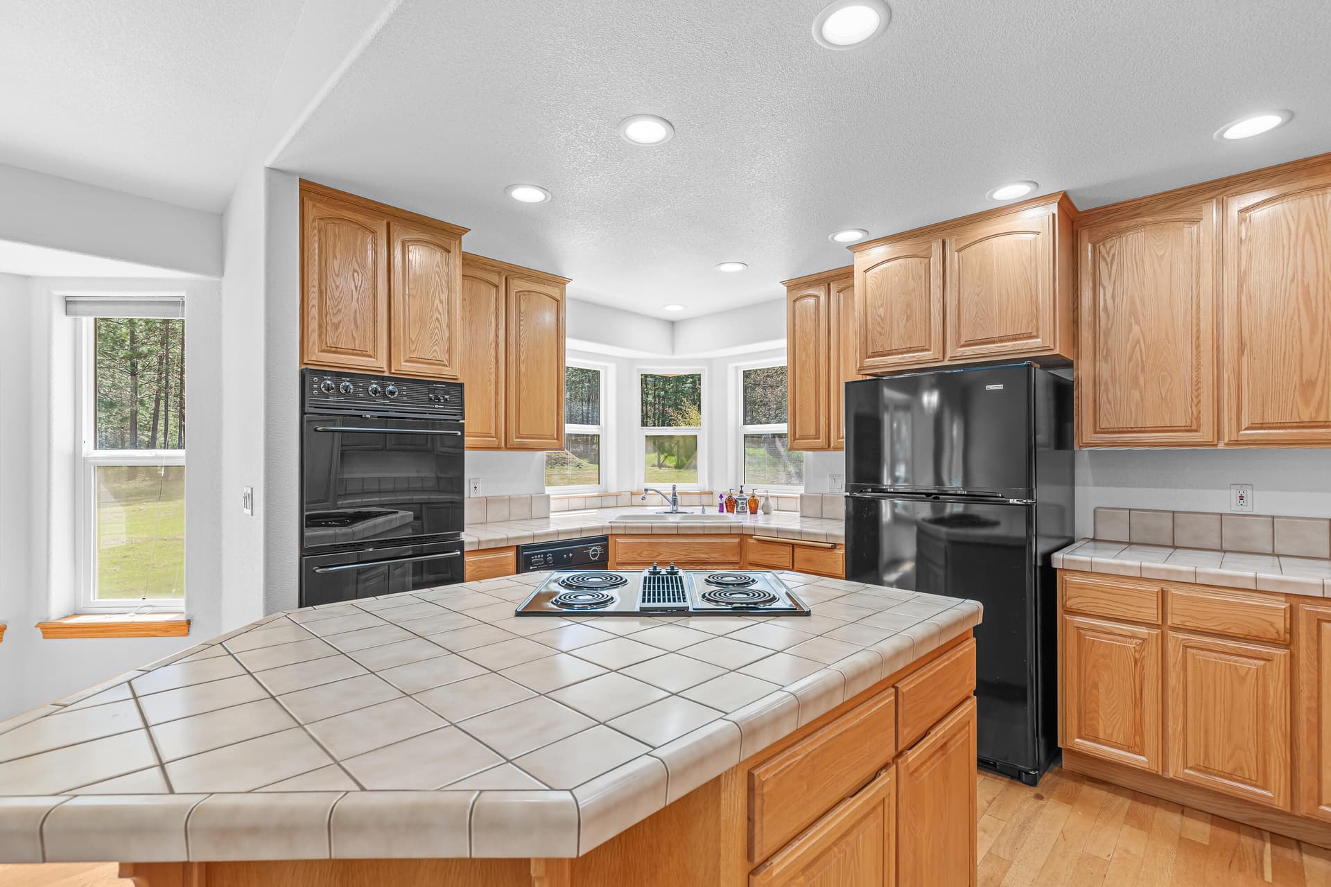 9R9A8481. Photo 5 of 58, 459 Savage Creek Road, Grants Pass, OR 97527