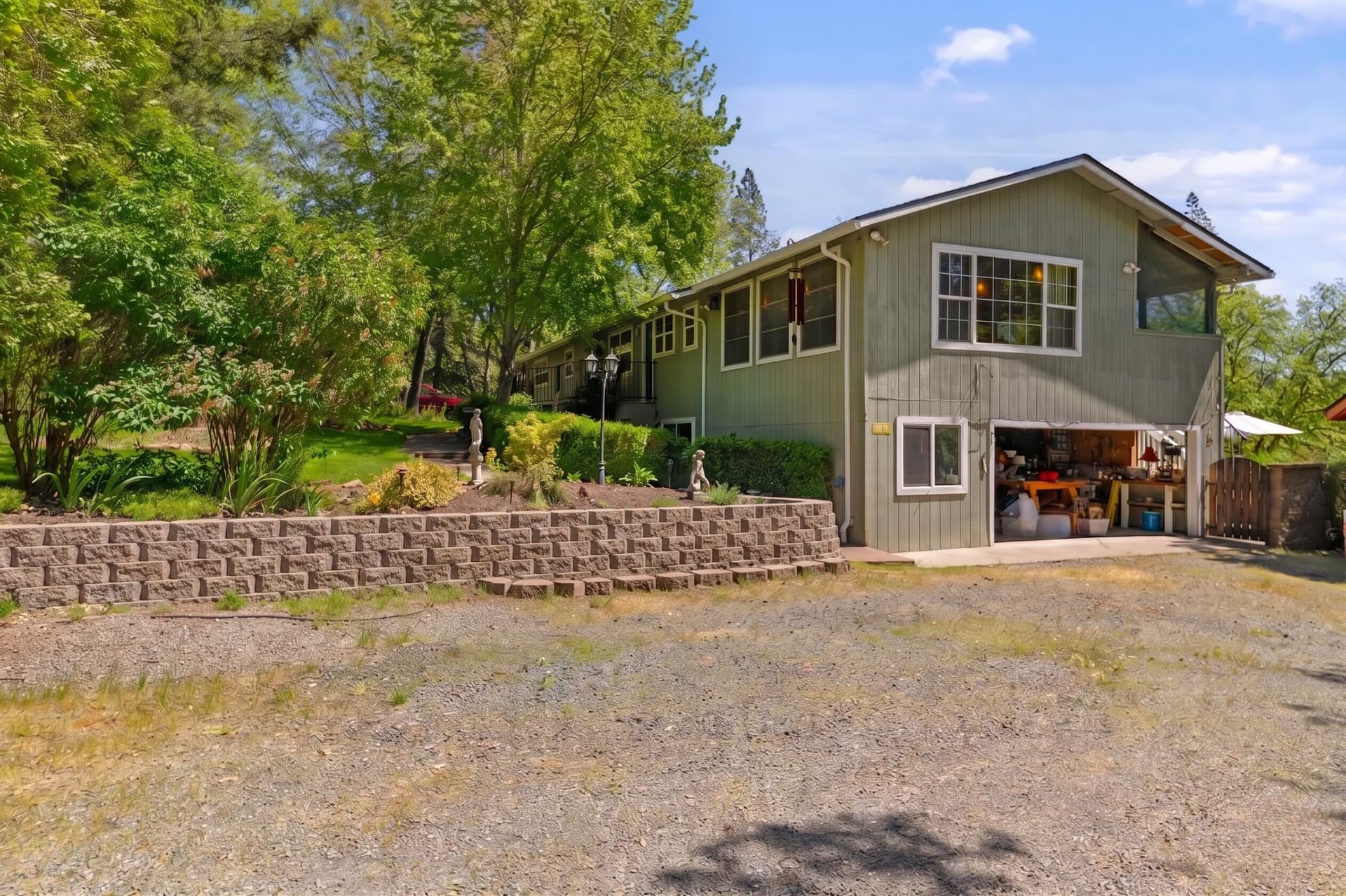 41de57a3-ccfe-4c75-8c7c-7b0620f0d071. Photo 3 of 47, 151 Hornet Lane, Grants Pass, OR 97527