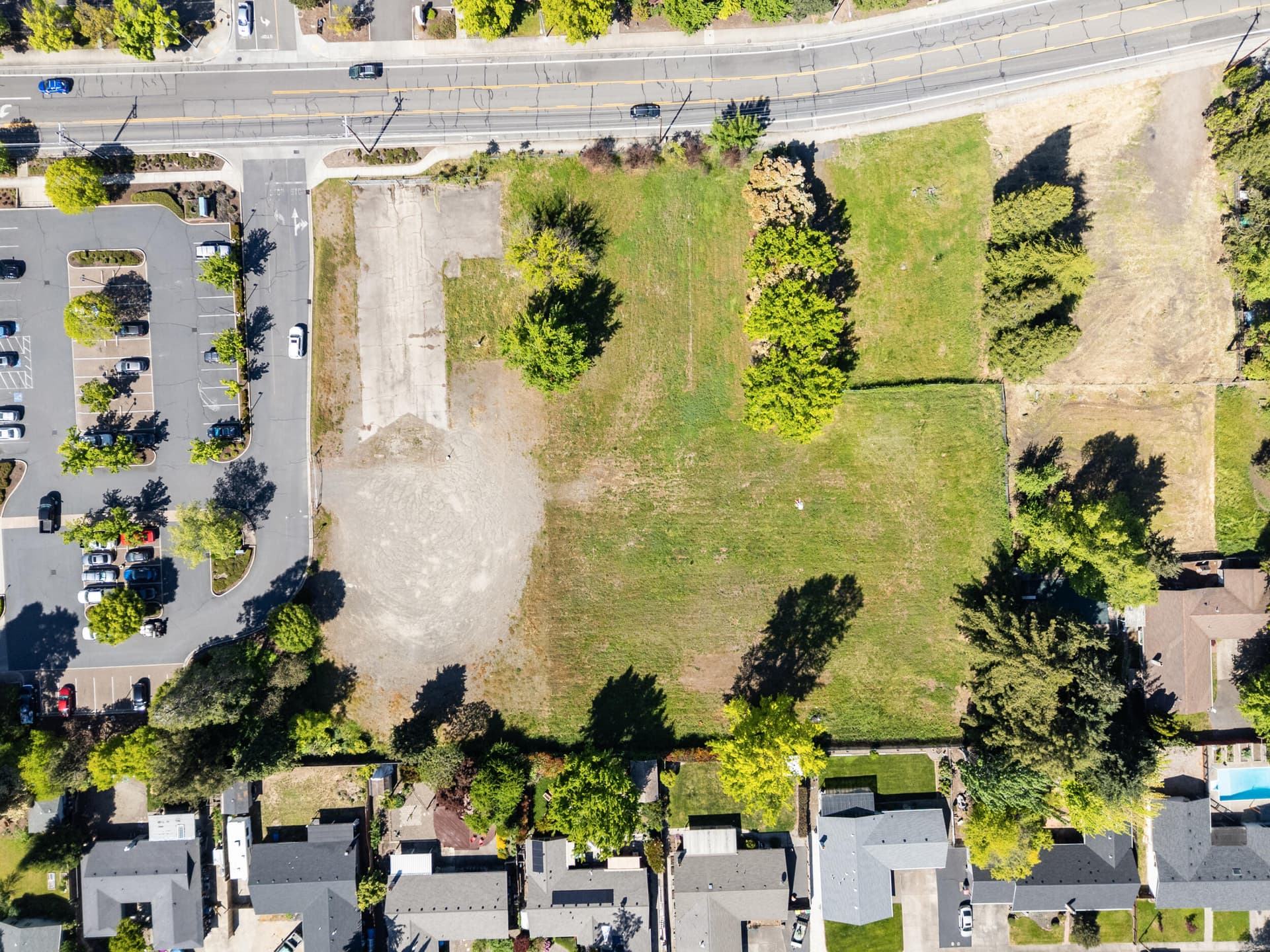 1_1370 poplar dr, medford, or 97504-dr-0. Photo 1 of 13, 1370 Poplar Drive, Medford, OR 97504