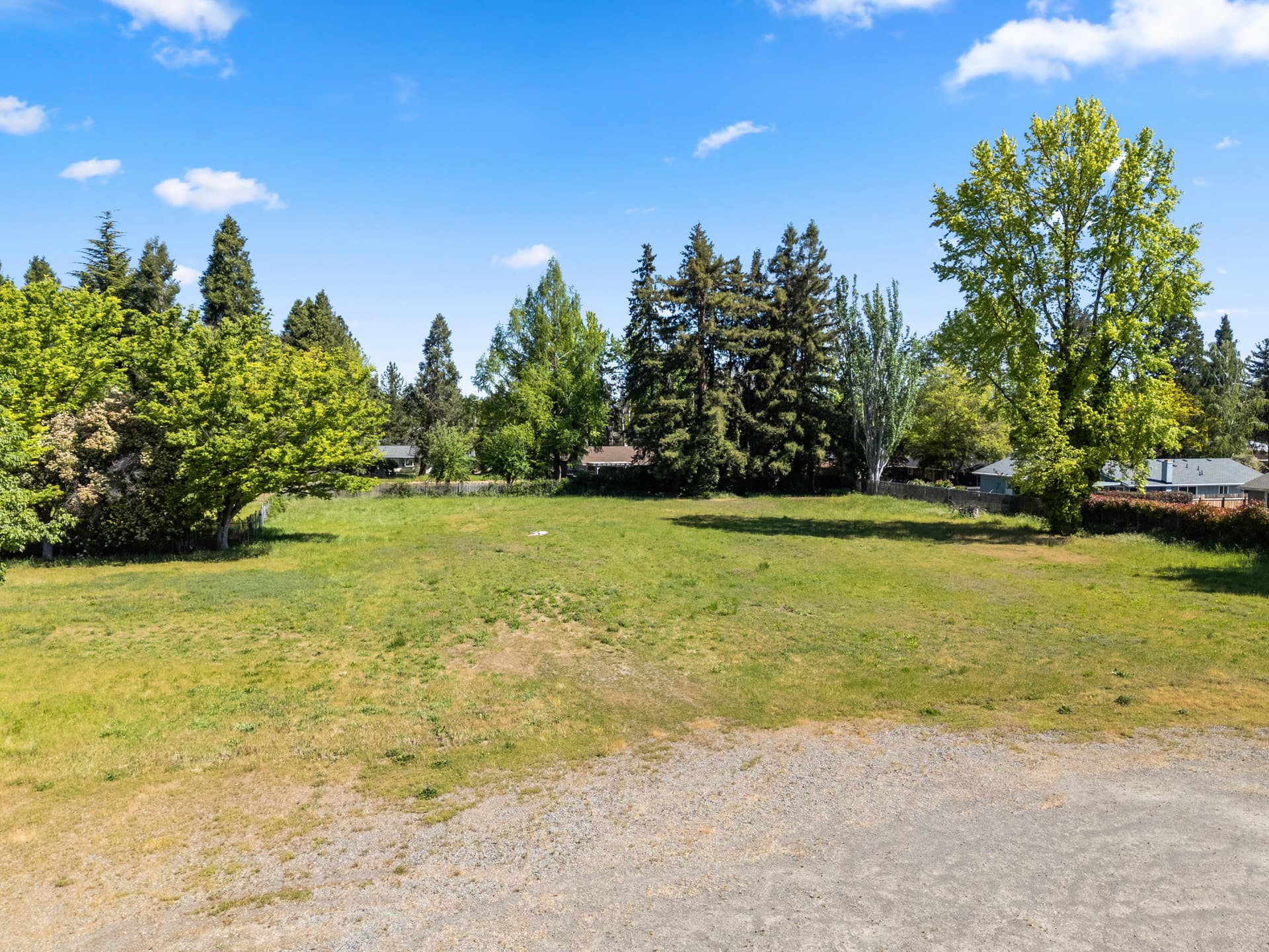4_1370 poplar dr, medford, or 97504-dr-0. Photo 4 of 13, 1370 Poplar Drive, Medford, OR 97504