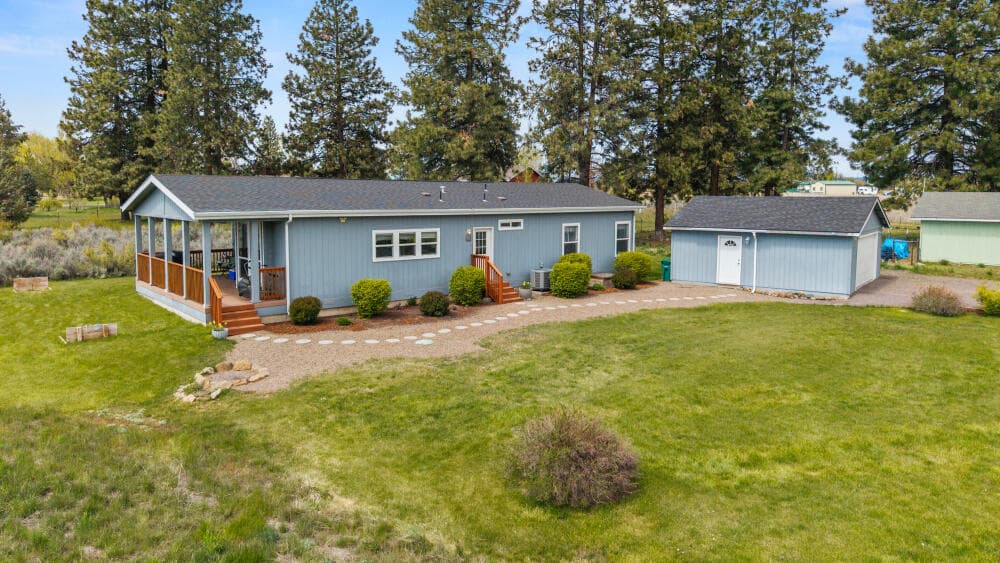 01 - 34538KerryDr-44. Photo 1 of 21, 34538 Kerry Drive, Chiloquin, OR 97624
