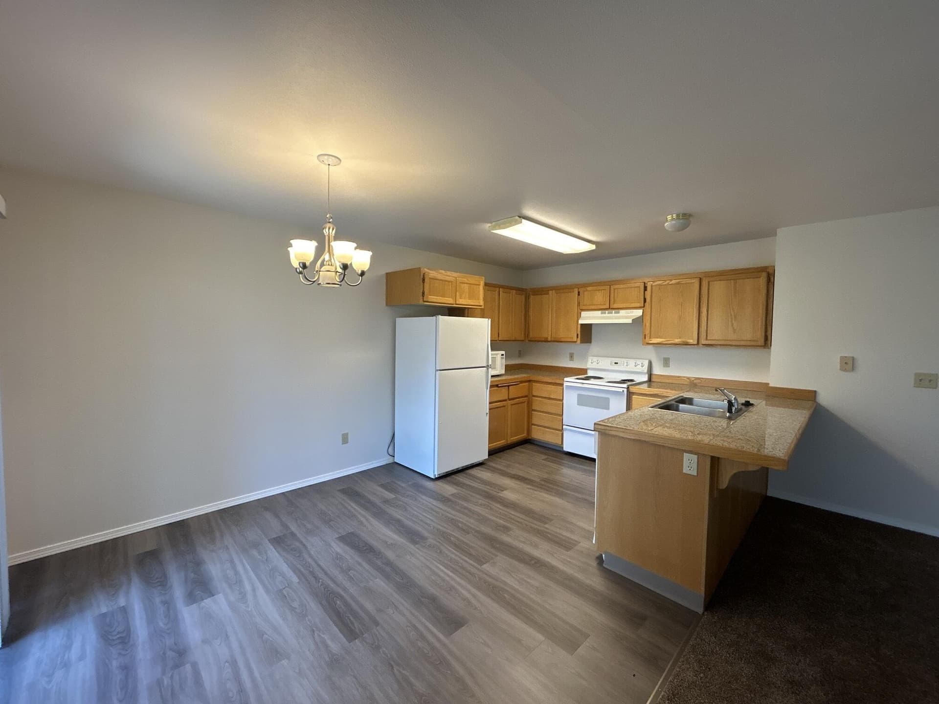 2211 K. Photo 4 of 23, 2211 SW Quartz Avenue, Redmond, OR 97756