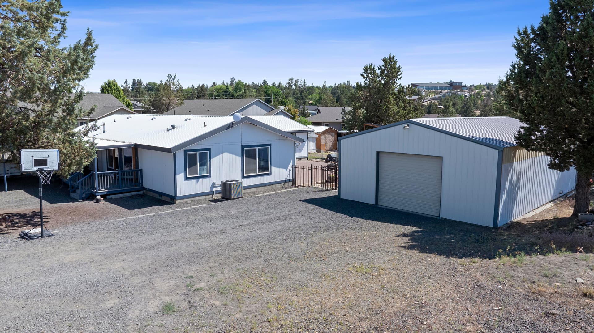 Front of home. Photo 1 of 44, 605 SE Kinkade Road, Madras, OR 97741