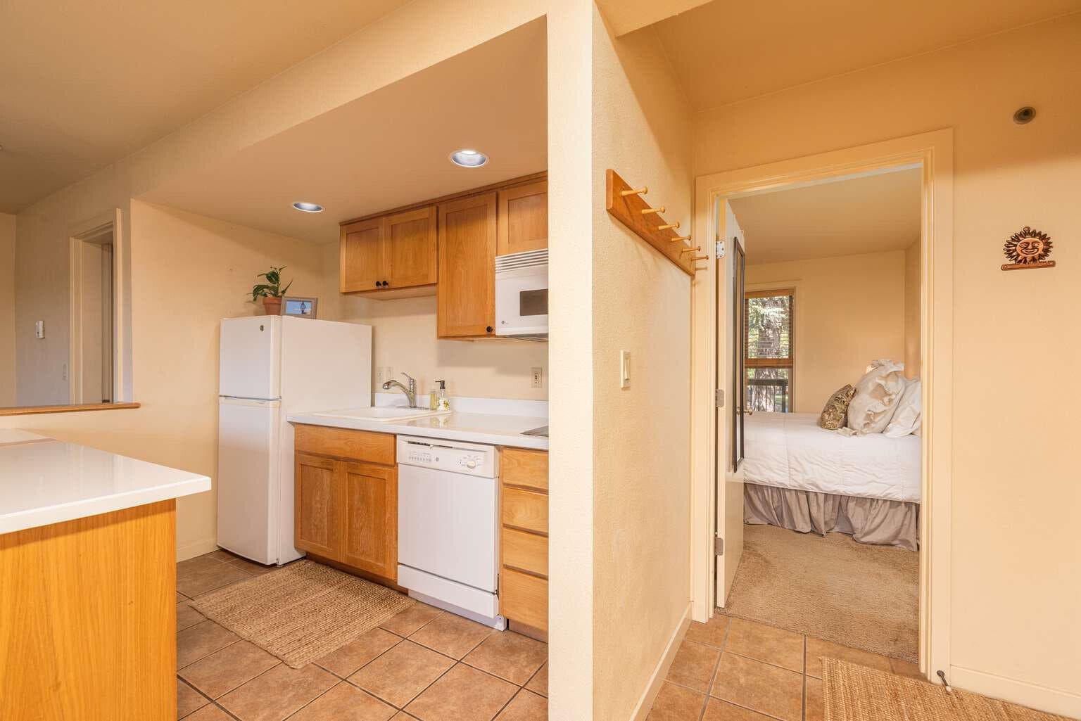 Durfee.4. Photo 4 of 6, 18575 SW Century Drive Unit 522, Bend, OR 97702