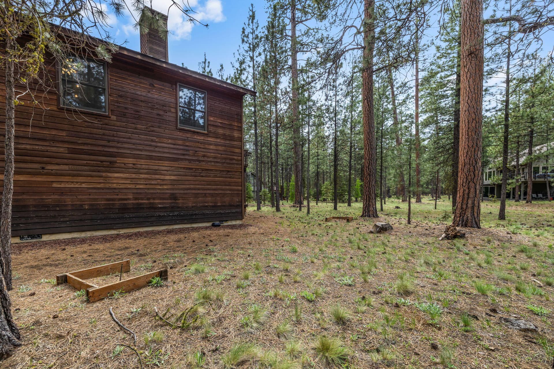2026_05_01_70667_ponderosa_lane_bbr-5. Photo 4 of 49, 70667 Ponderosa Unit SM 143, Black Butte Ranch, OR 97759