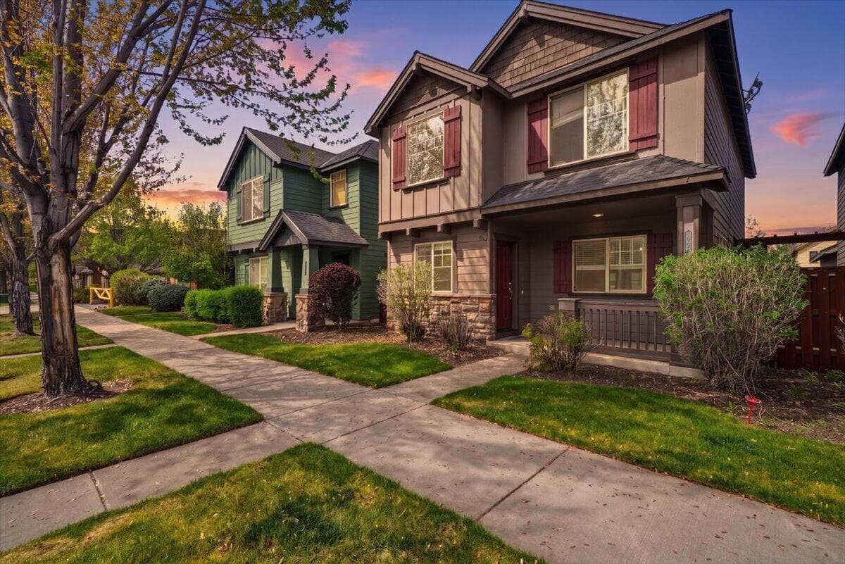 01-Pacific_Shoots_006. Photo 1 of 50, 437 NW 27th Street, Redmond, OR 97756