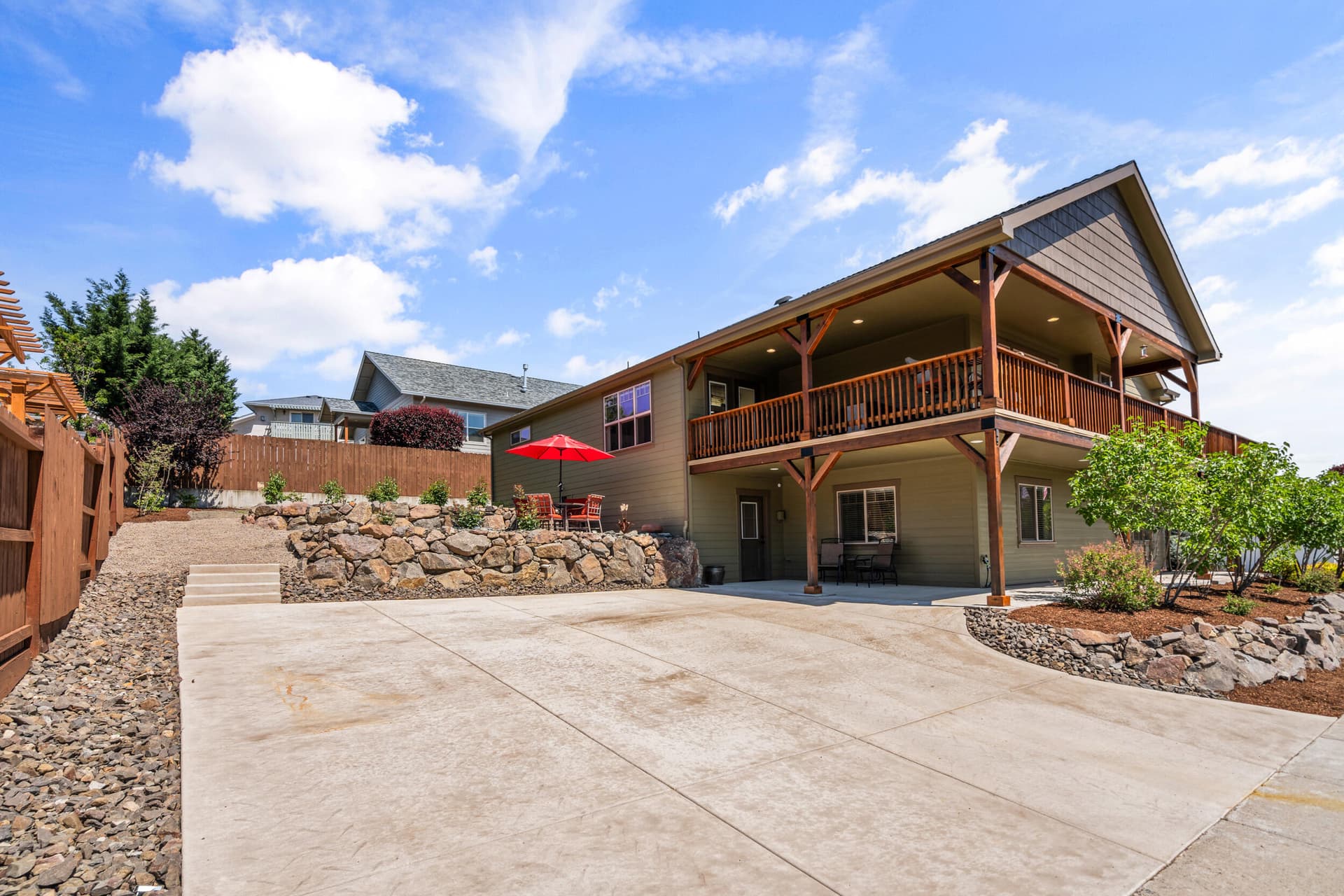 42_ 22-terra-linda-ct-42. Photo 2 of 69, 22 Terra Linda Court, Eagle Point, OR 97524