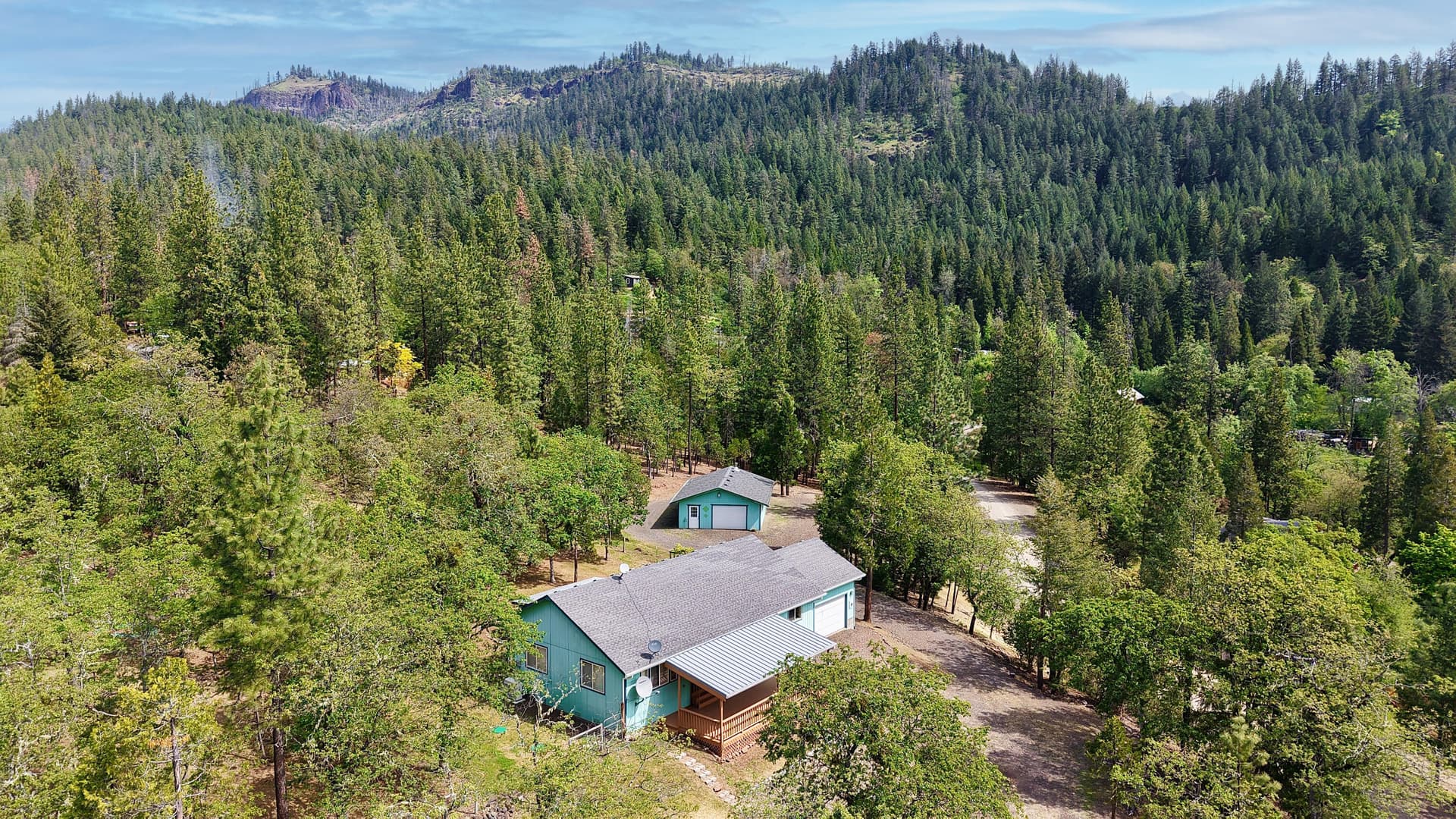 Home & Shop. Photo 1 of 61, 204 Shipley Terrace, Prospect, OR 97536