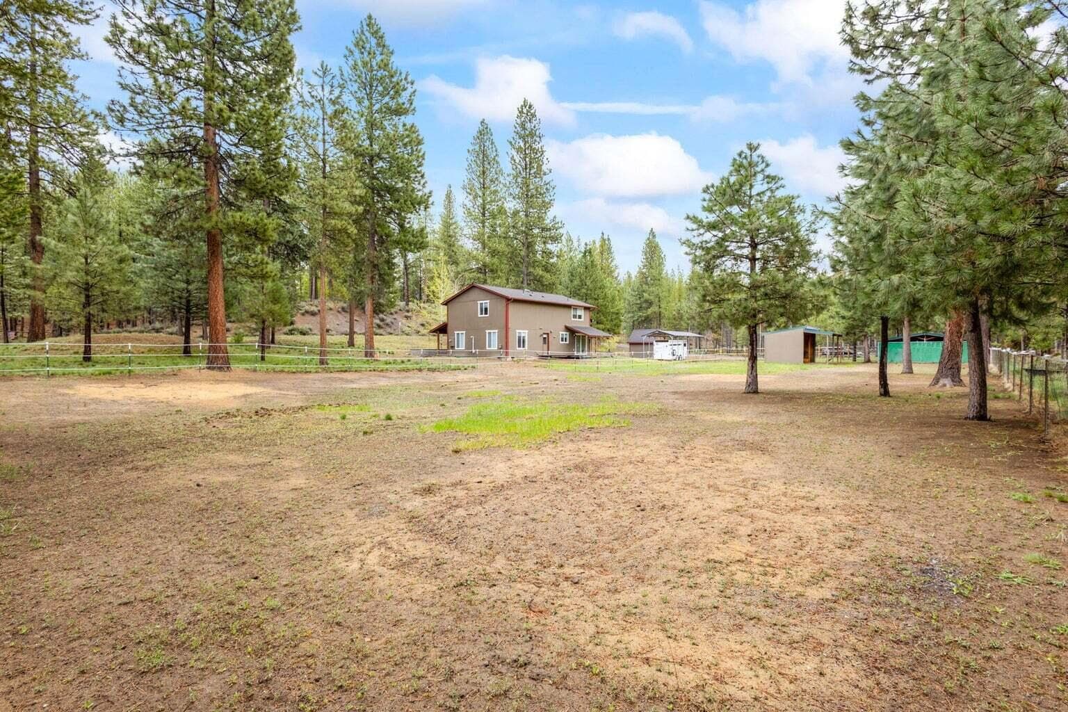 Room for your Horses!. Photo 4 of 40, 16378 Whitetail Lane, Bend, OR 97707