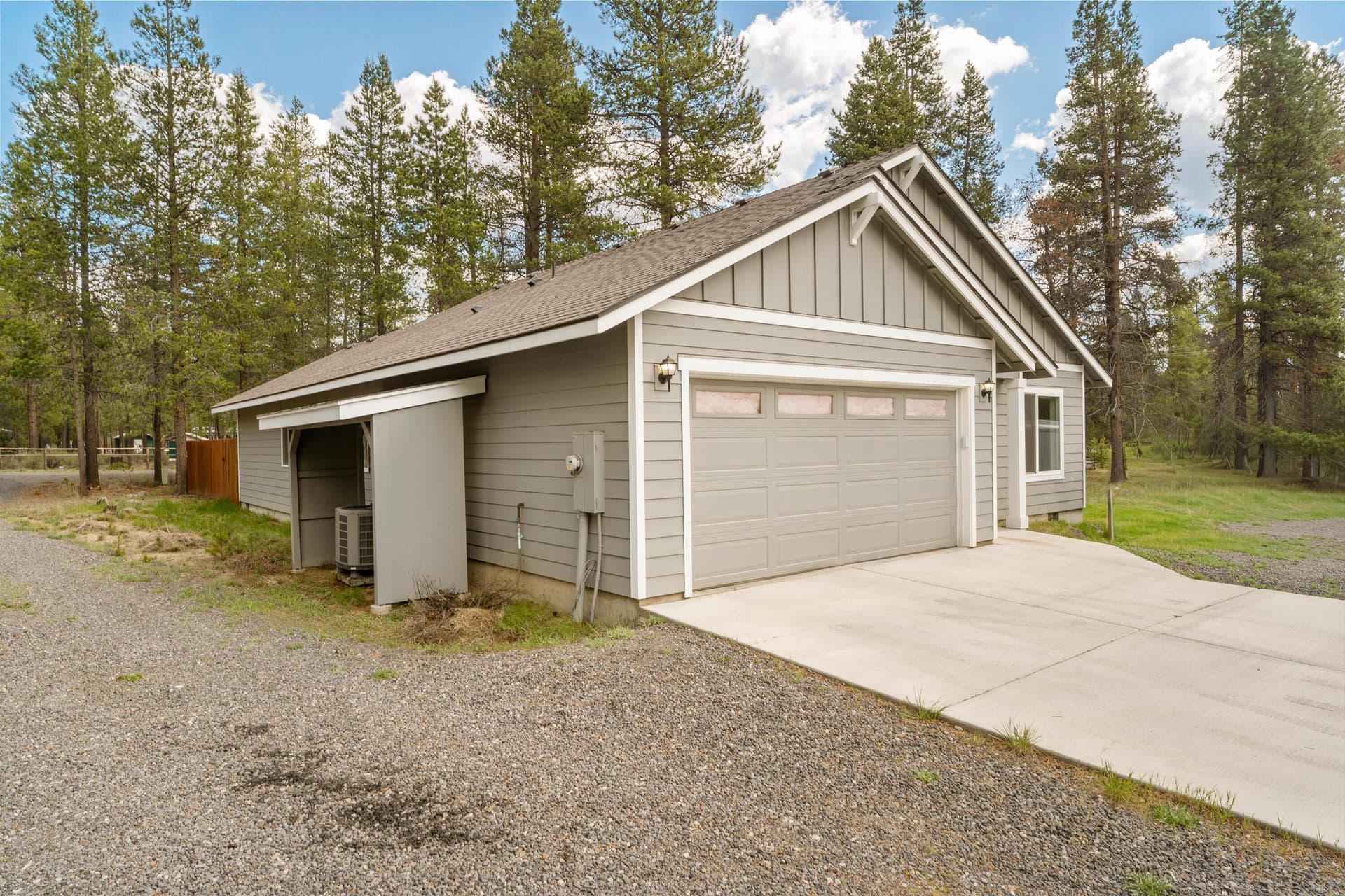 04-Exterior. Photo 3 of 55, 16020 Alpine Drive, La Pine, OR 97739