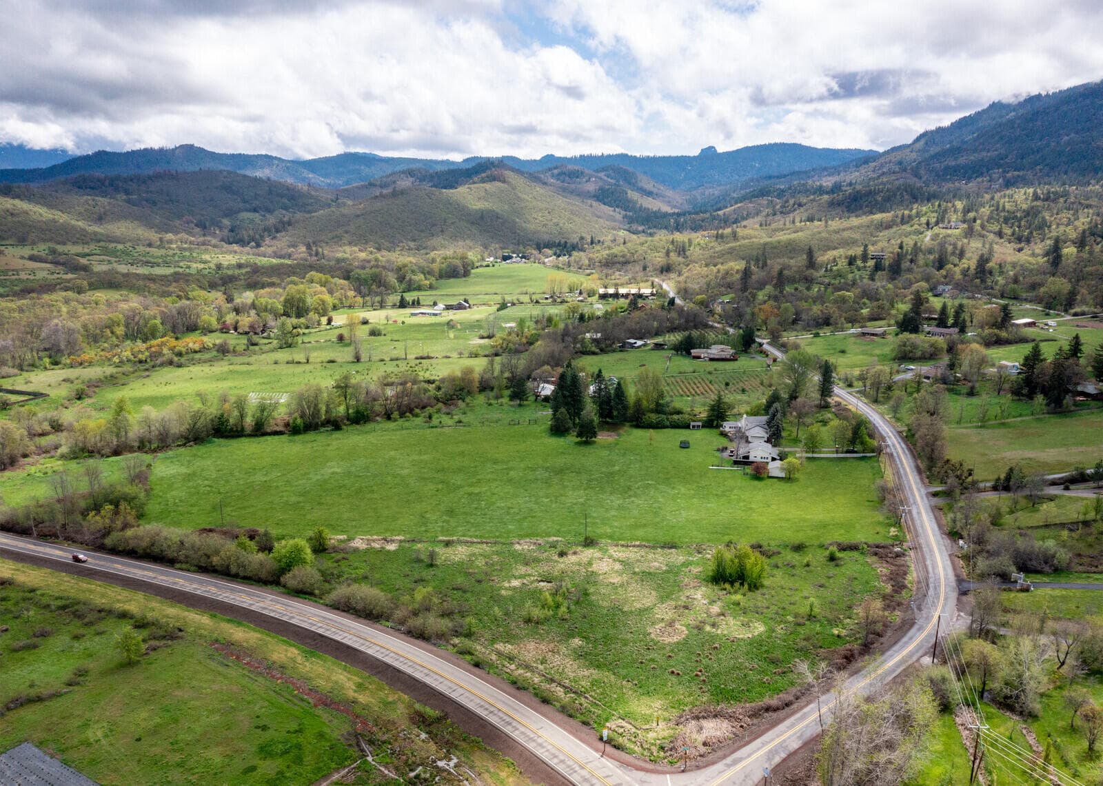 33_H99_33_mls. Photo 1 of 15, 0 Old Highway 99, Ashland, OR 97520