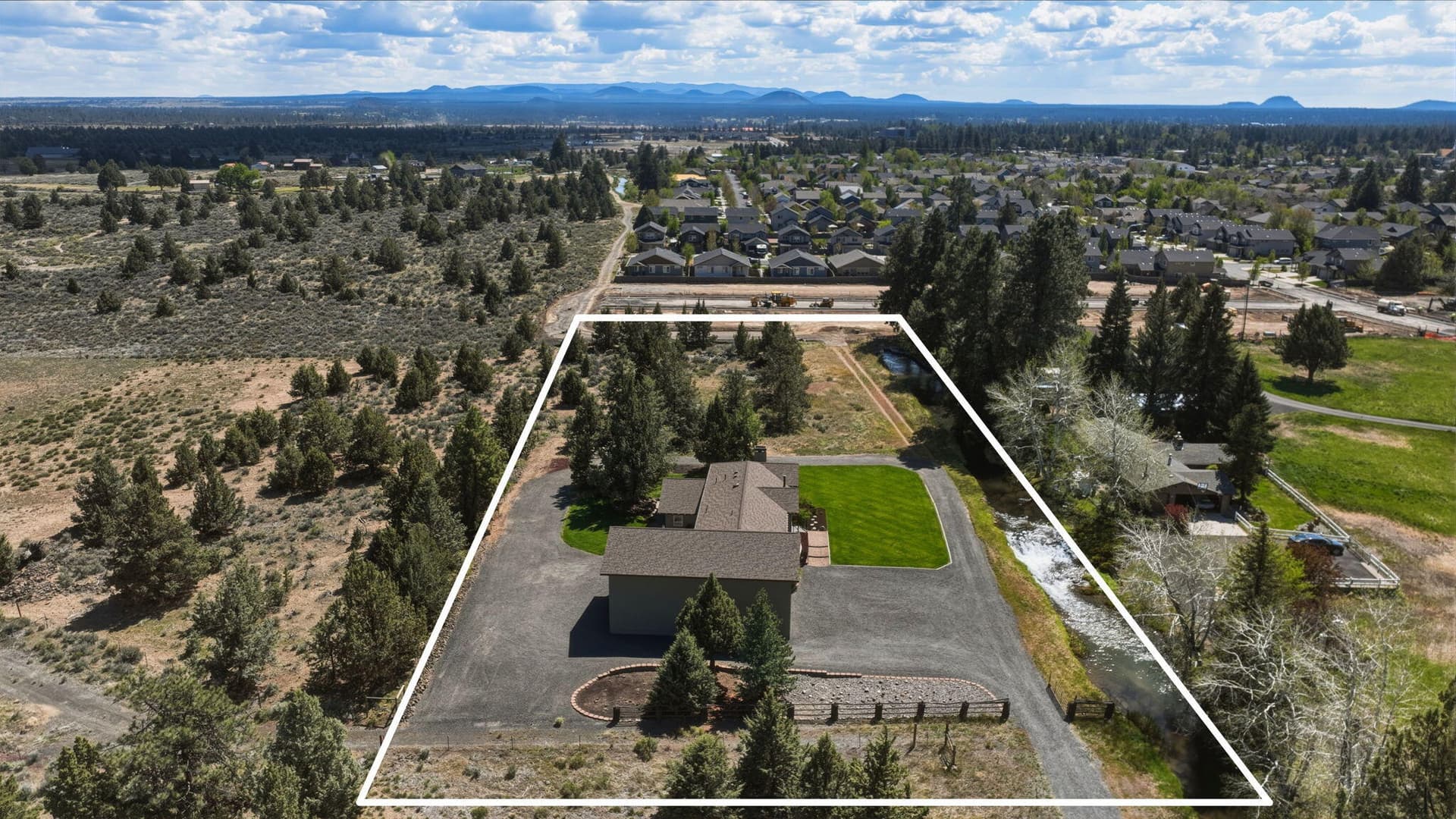 126-web-or-mls-93-print-Riley_Visuals_01. Photo 4 of 131, 21283 Dove Lane, Bend, OR 97702