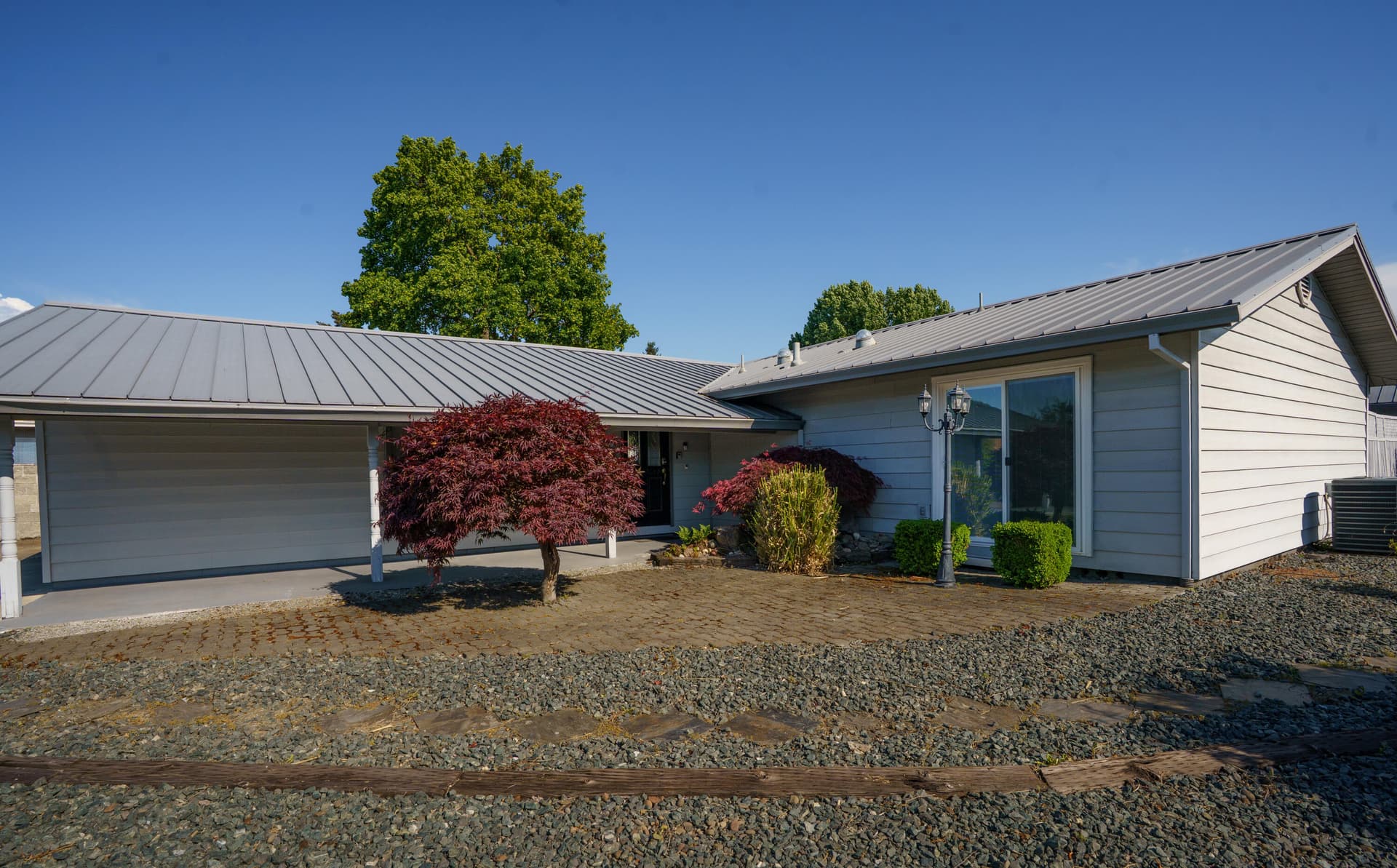 DSC08425[1]. Photo 1 of 26, 604 Hemlock Avenue, Central Point, OR 97502