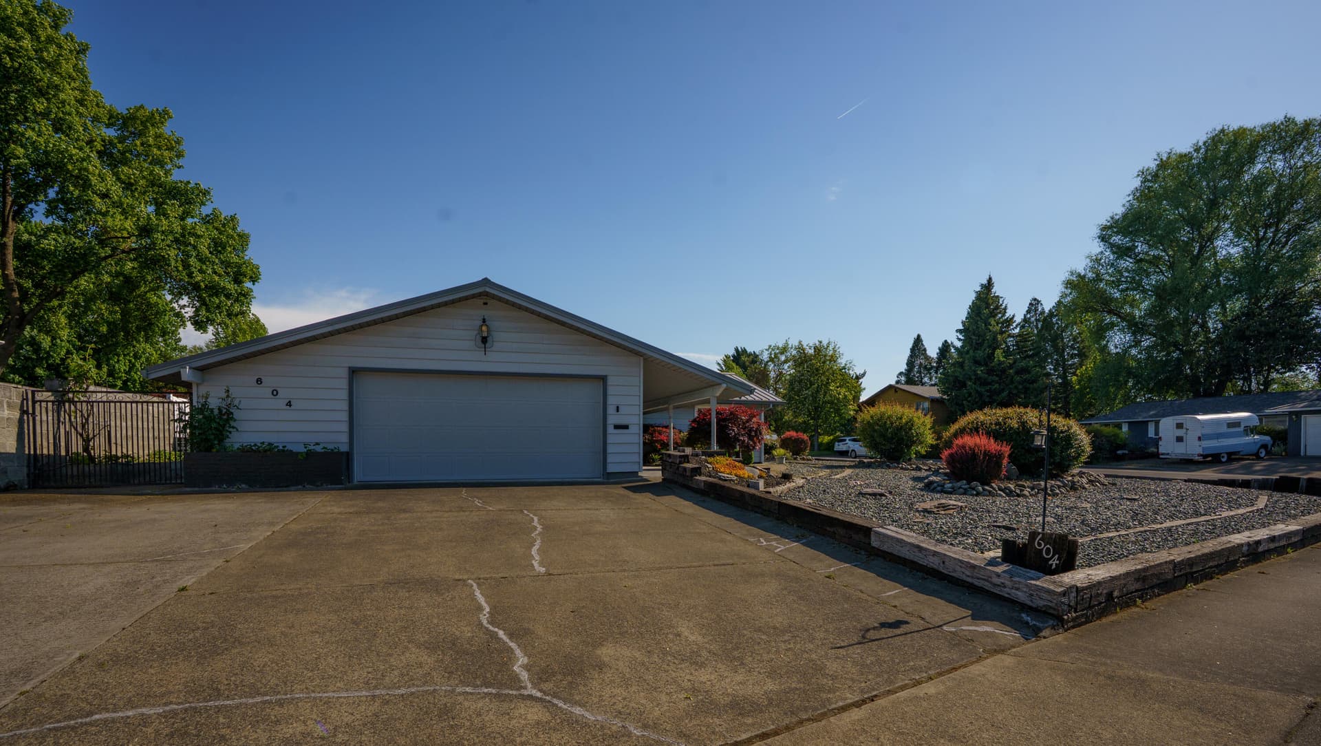 DSC08460[1]. Photo 3 of 26, 604 Hemlock Avenue, Central Point, OR 97502