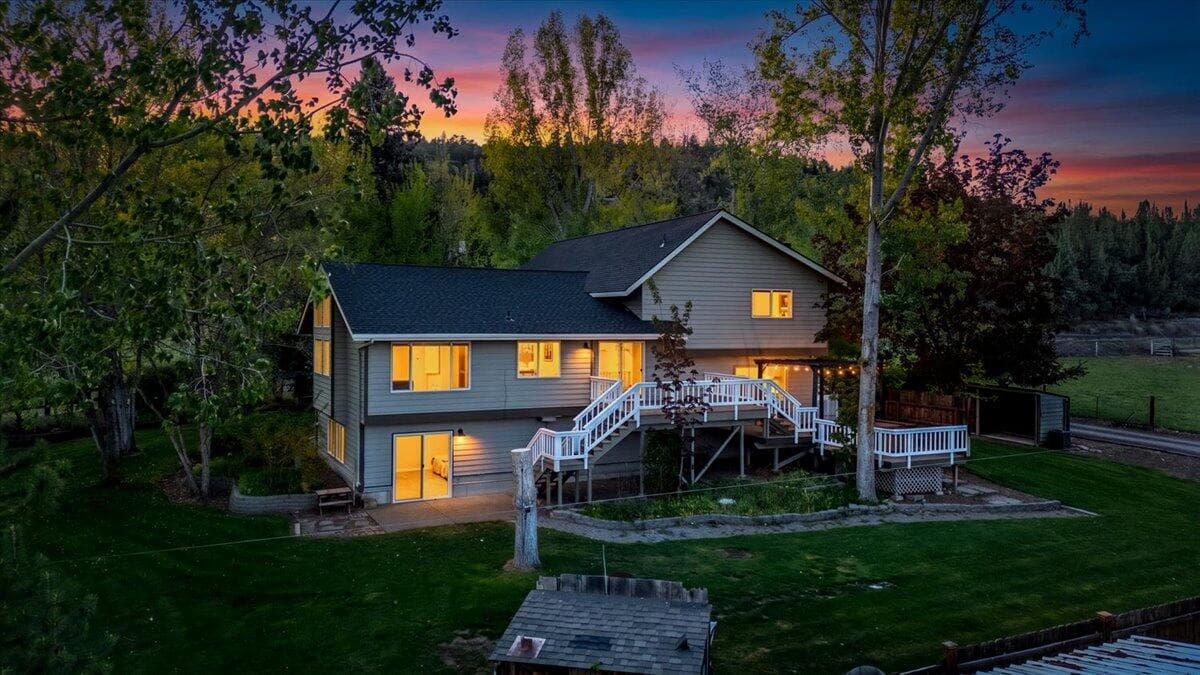 24-1176 NE Barnes Rd, Prineville-22. Photo 3 of 74, 1176 NE Barnes Road, Prineville, OR 97754