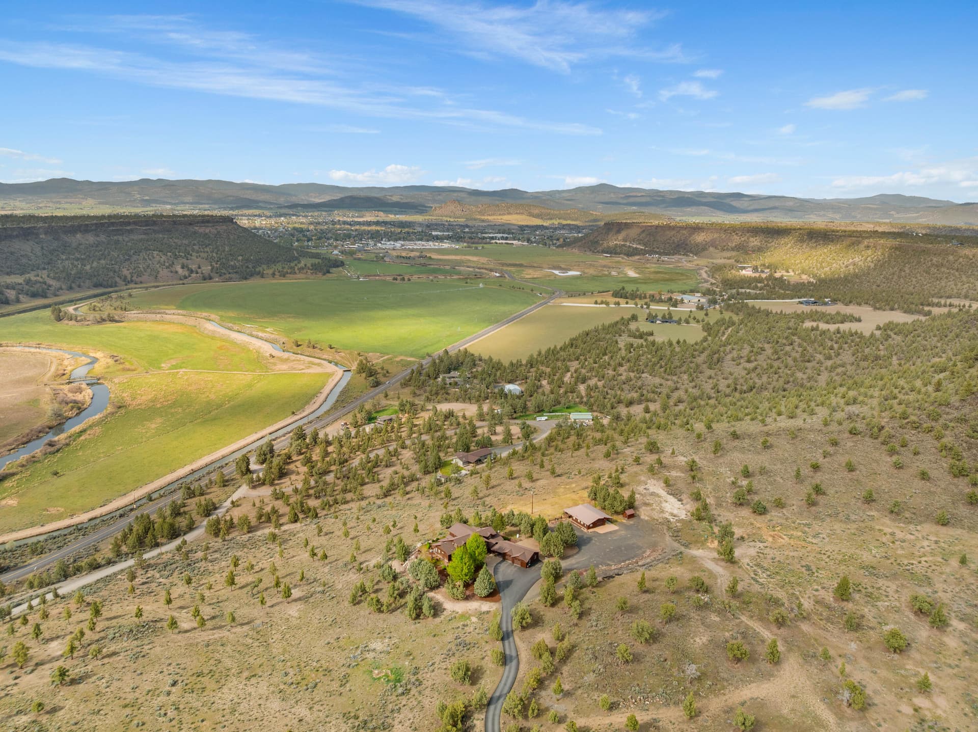 4a. Photo 5 of 91, 3900 SE Riverview Road, Prineville, OR 97754