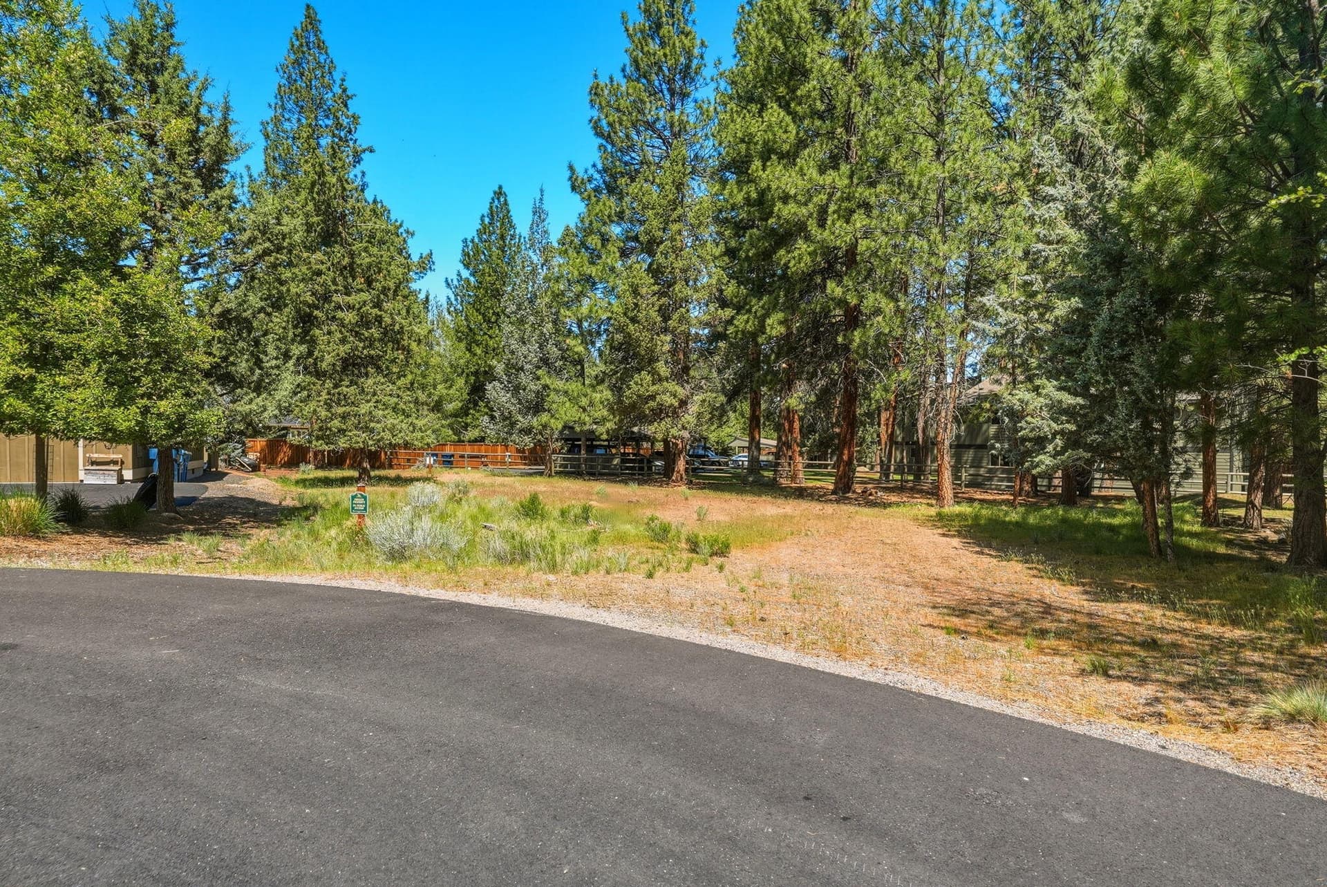 27-web-or-mls-Riley_Visuals_027. Photo 3 of 15, 875 S Starry Skies Court, Sisters, OR 97759