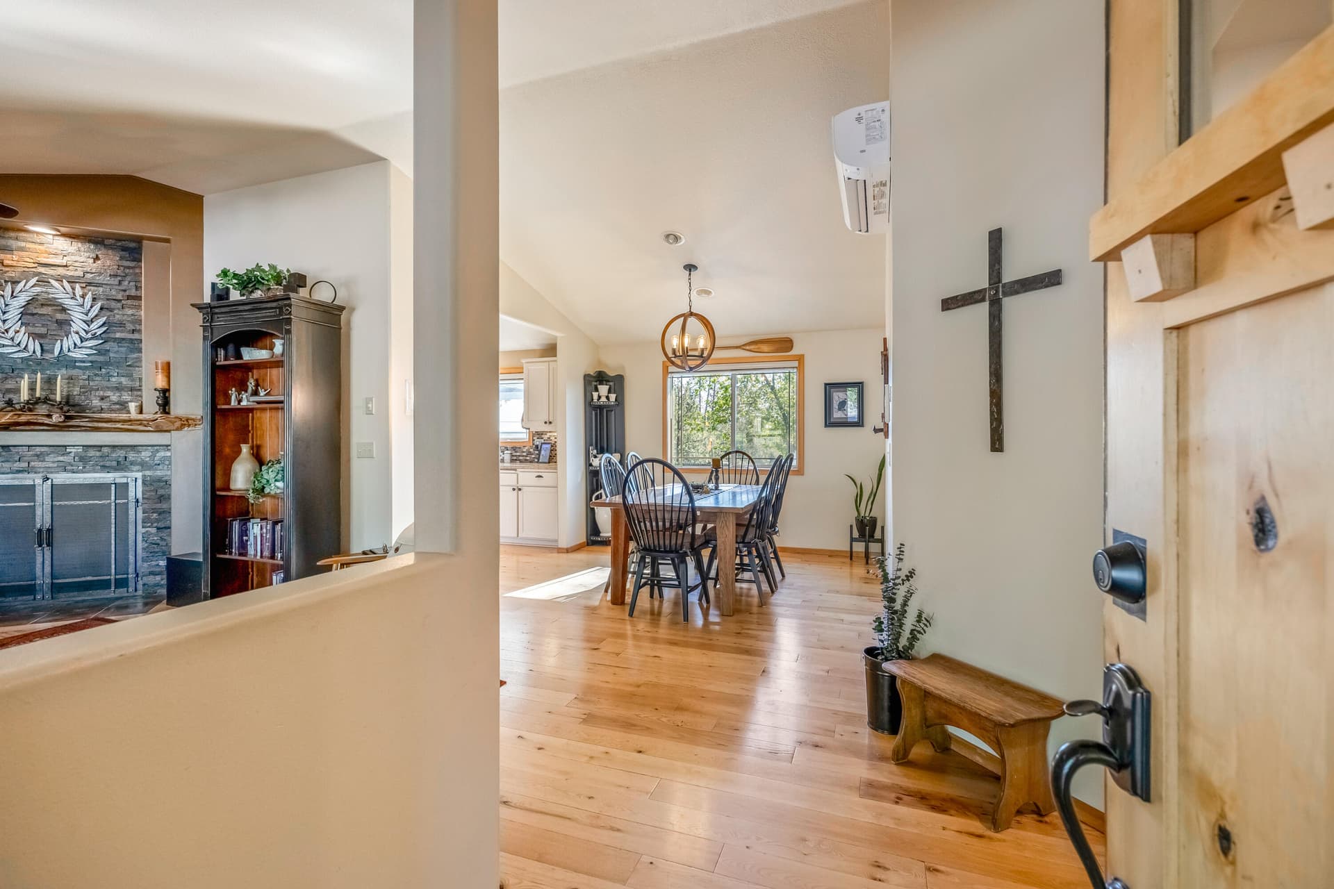5. Photo 5 of 46, 70064 Appaloosa Drive, Sisters, OR 97759