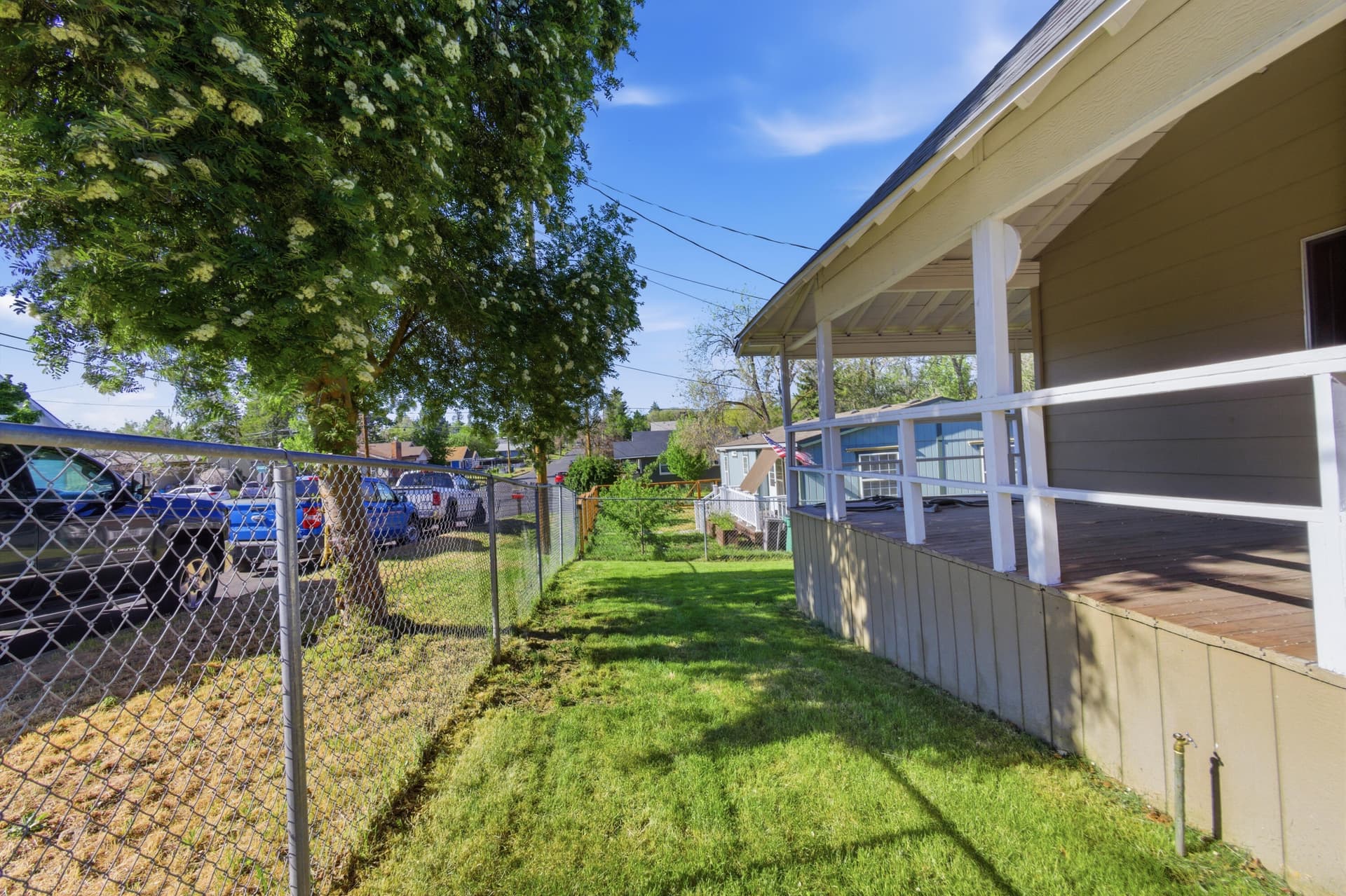 01 Exterior 5. Photo 4 of 48, 1335 Lakeview Avenue, Klamath Falls, OR 97601