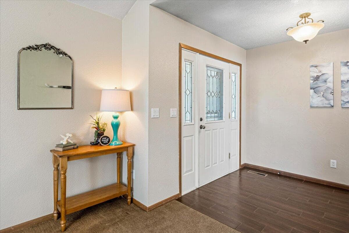 066-1176 NE Barnes Rd, Bend-66. Photo 4 of 74, 1176 NE Barnes Road, Prineville, OR 97754