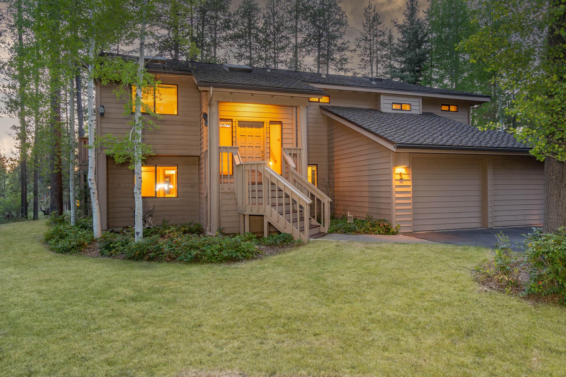 #1 Olallie Ln_0147. Photo 3 of 27, 18210 Ollalie Lane, Sunriver, OR 97707