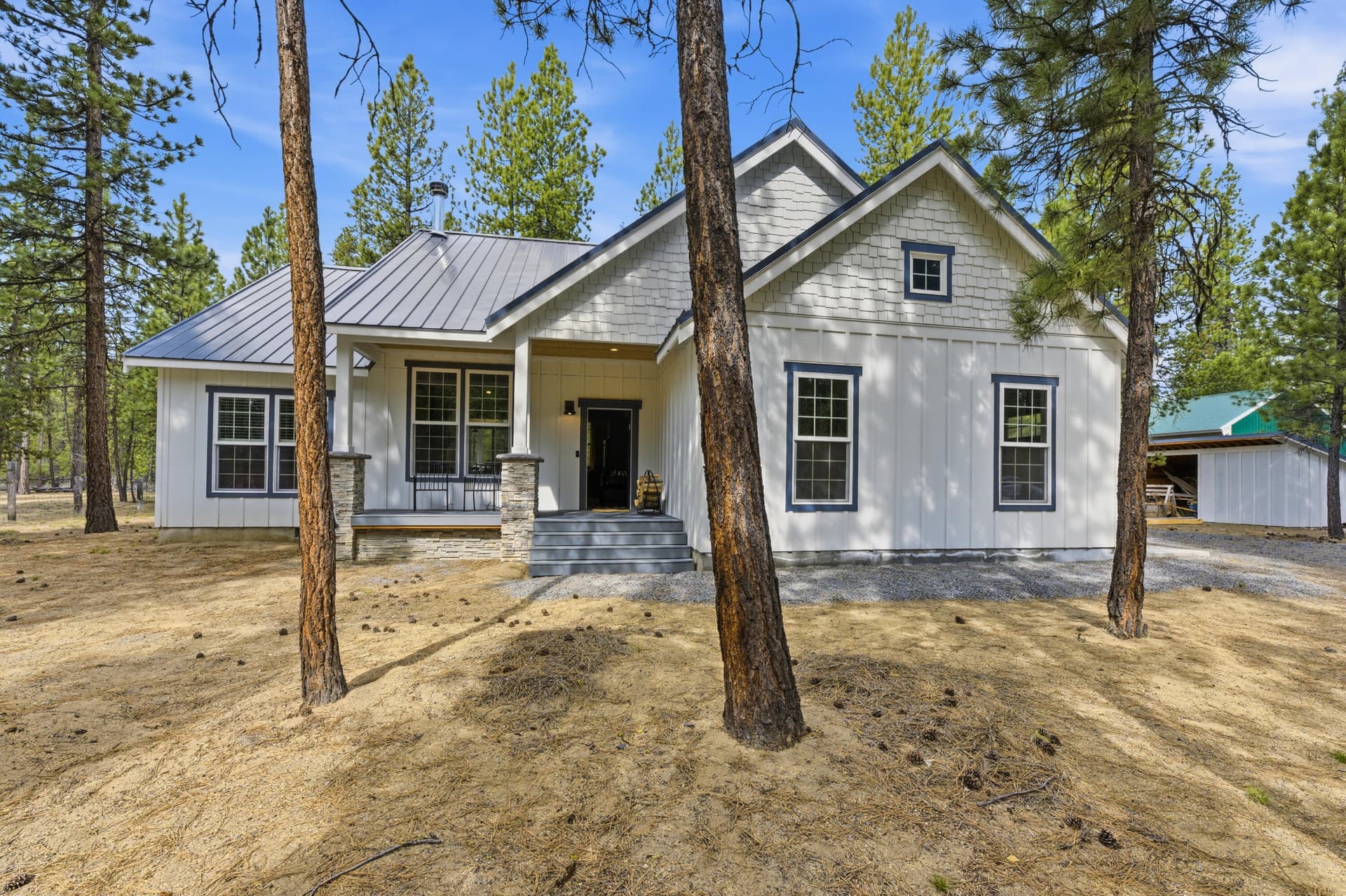 Front entrance. Photo 2 of 31, 51795 Pine Loop Drive, La Pine, OR 97739