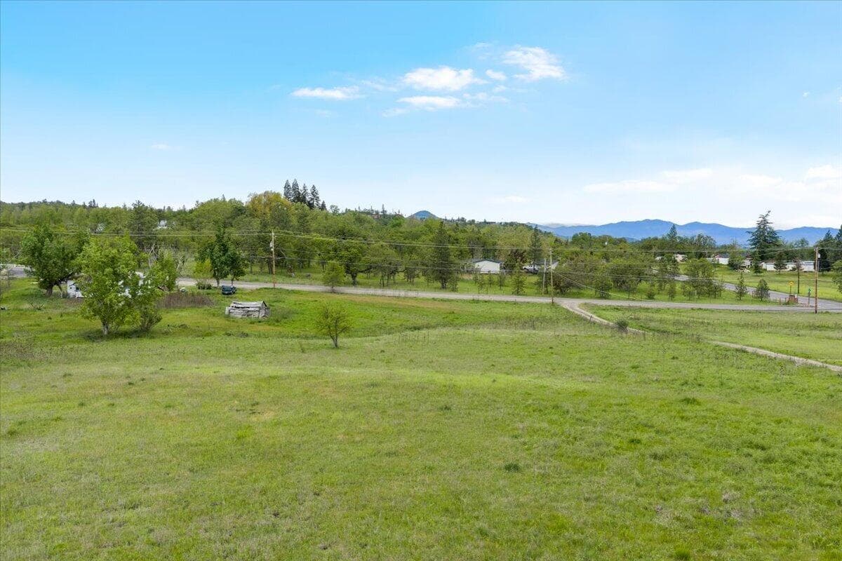 02-DJI_20260420152018_0028_D. Photo 2 of 15, 963 Stevens Road, Eagle Point, OR 97524