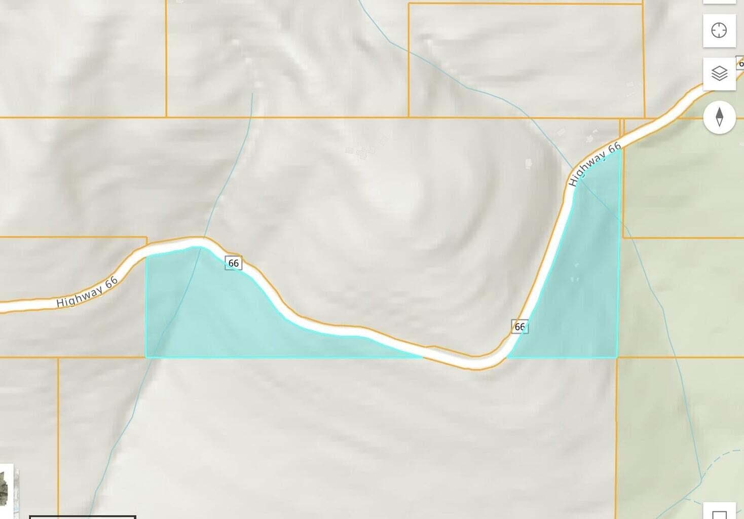 04. Photo 4 of 28, 8074 Highway 66, Ashland, OR 97520