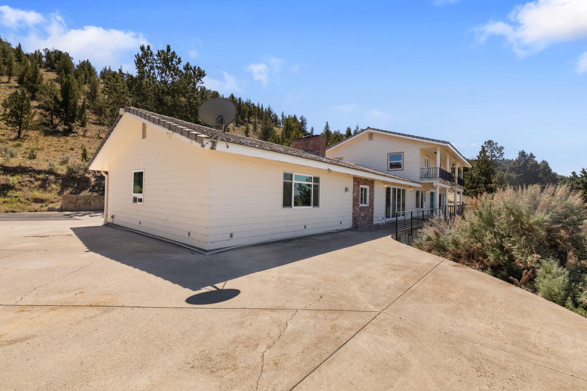 36_C77A0523. Photo 3 of 37, 135 NE Short Lane, Prineville, OR 97754
