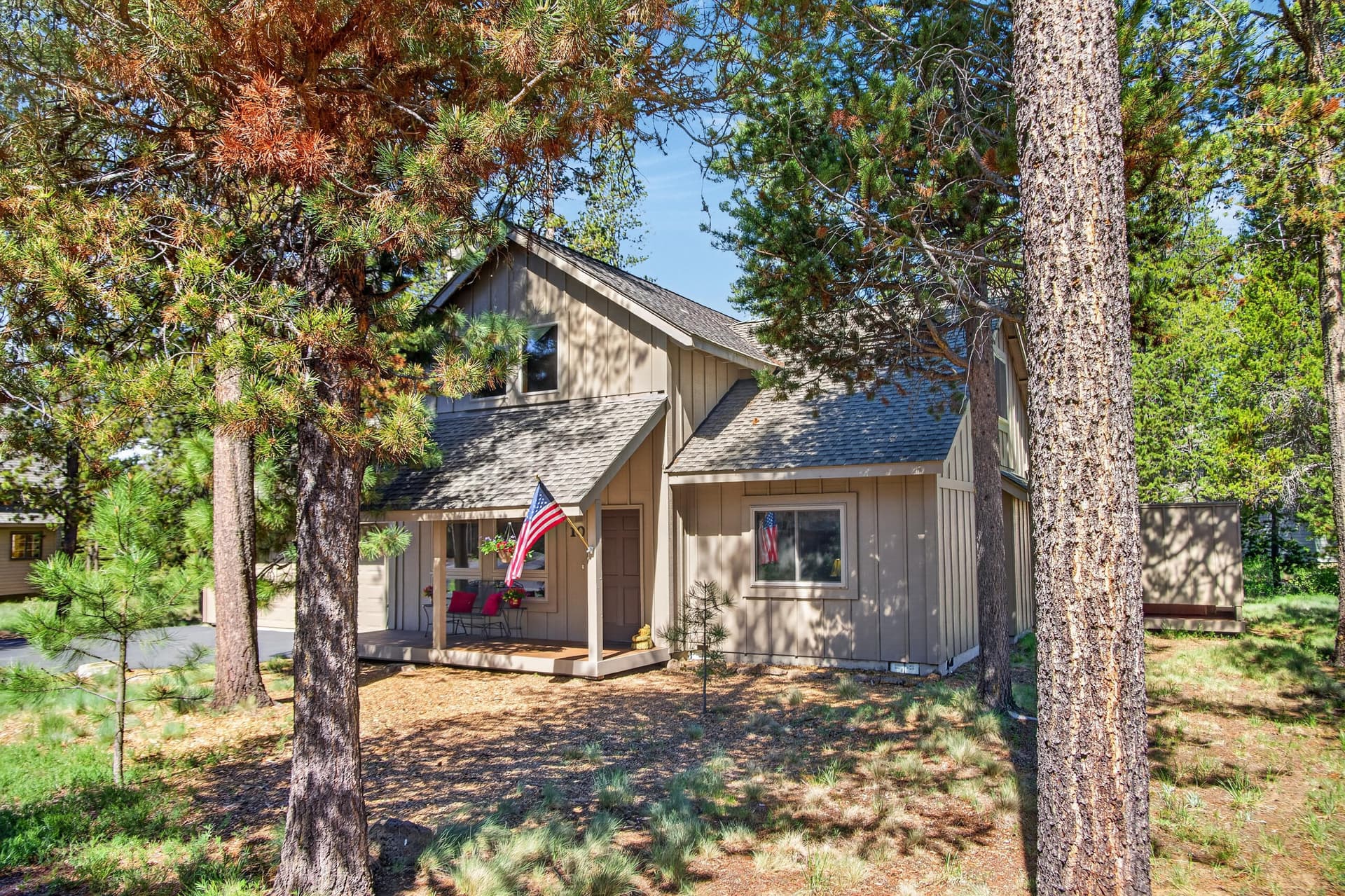 Mt Rainier Place_119. Photo 4 of 31, 57803 Mt Rainier Lane Unit 10, Sunriver, OR 97707