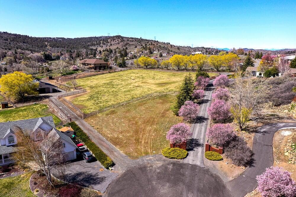 20220407001845420645000000-o. Photo 4 of 15, 0 Devonridge Drive Unit 1201, Klamath Falls, OR 97601