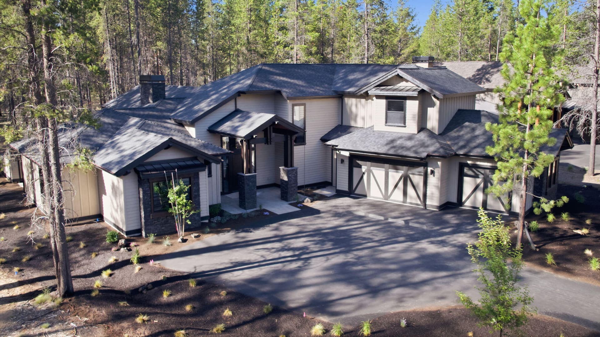 Front. Photo 5 of 55, 17785 Everwild Circle Unit 447, Bend, OR 97707