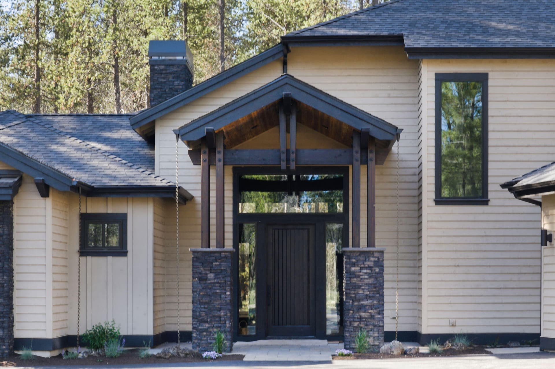 Front. Photo 3 of 55, 17785 Everwild Circle Unit 447, Bend, OR 97707
