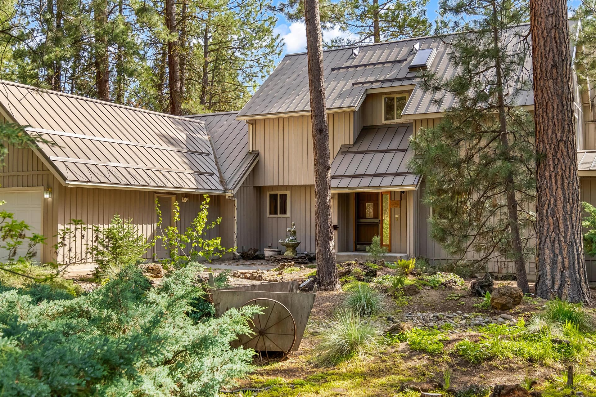 01. Photo 2 of 37, 53531 Kokanee Way, La Pine, OR 97739