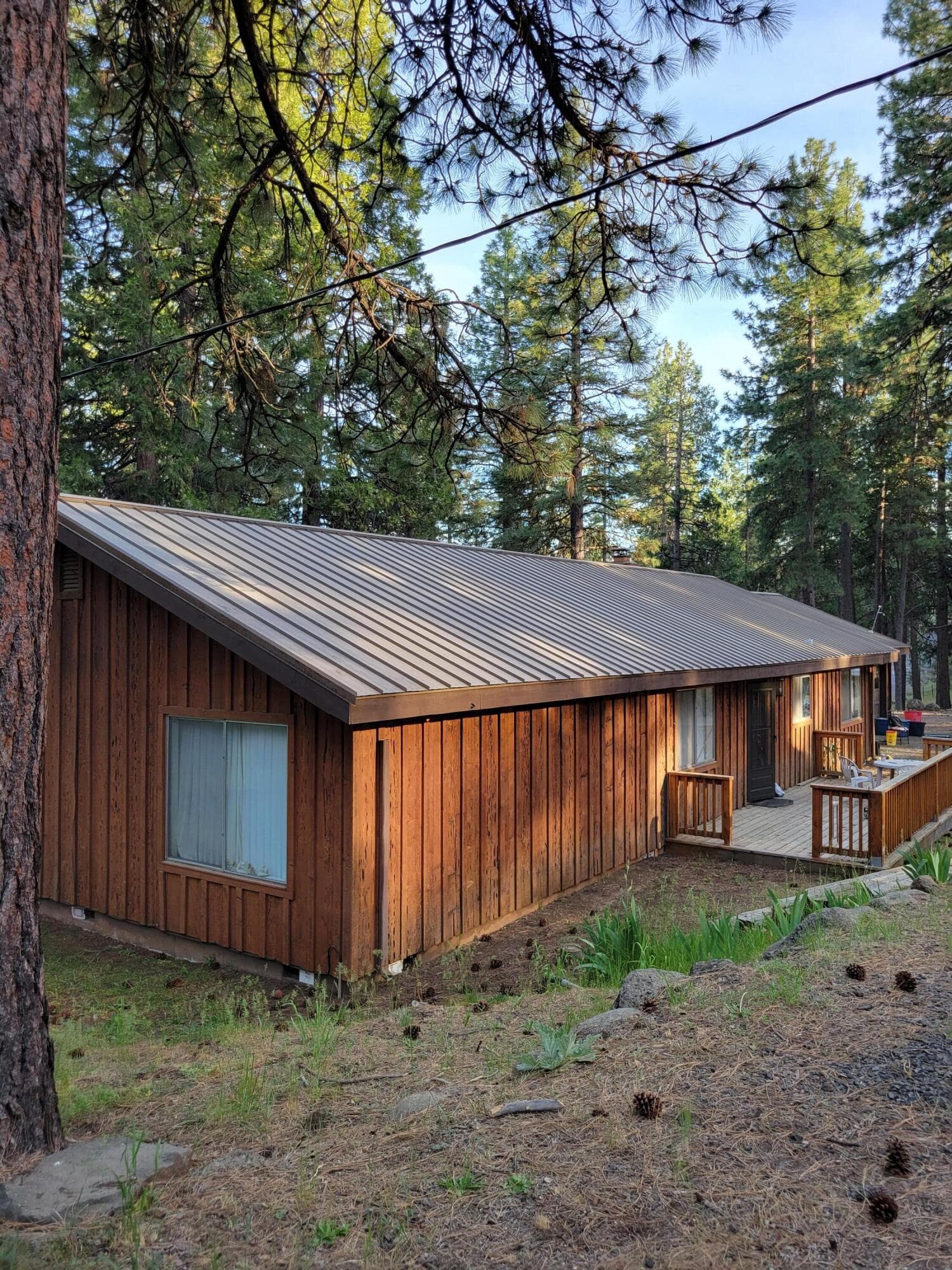 Side View. Photo 2 of 27, 17411 Freight Road Lane, Klamath Falls, OR 97601