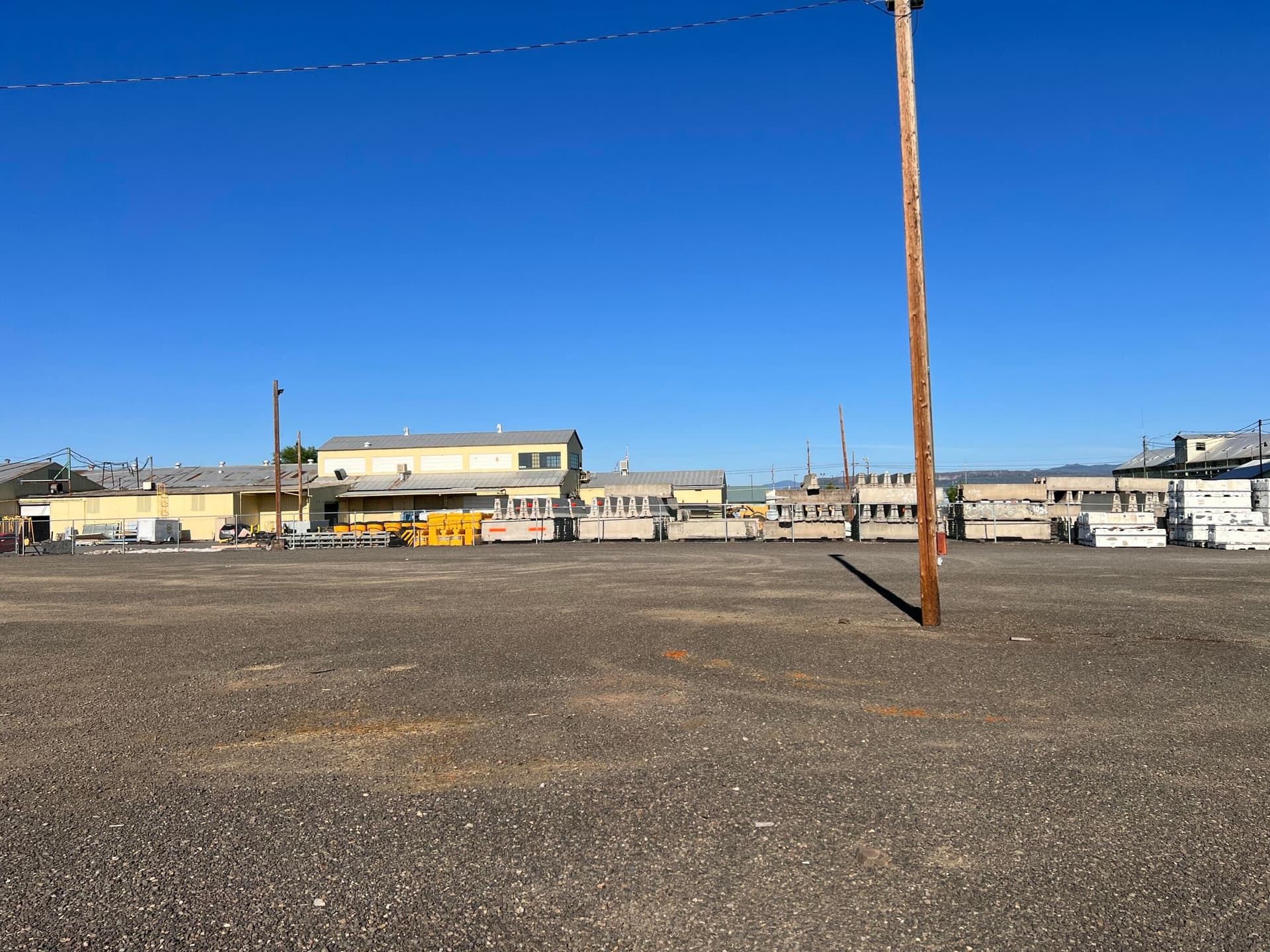 IMG_7339. Photo 2 of 26, 8380 Agate Road, White City, OR 97503