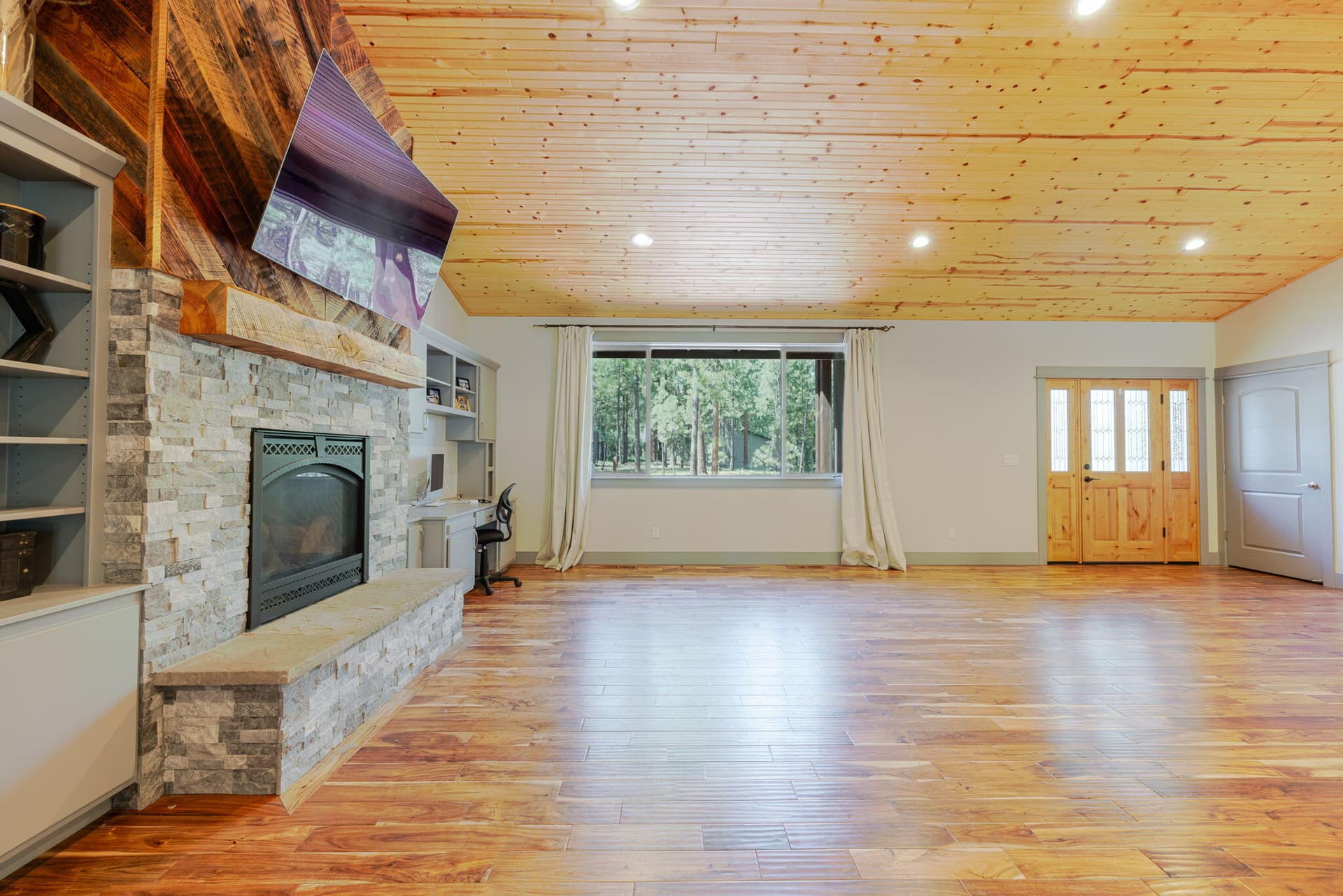 21-web-or-mls-14225 Whitewater Lane-21. Photo 4 of 42, 14225 Whitewater Lane, La Pine, OR 97739