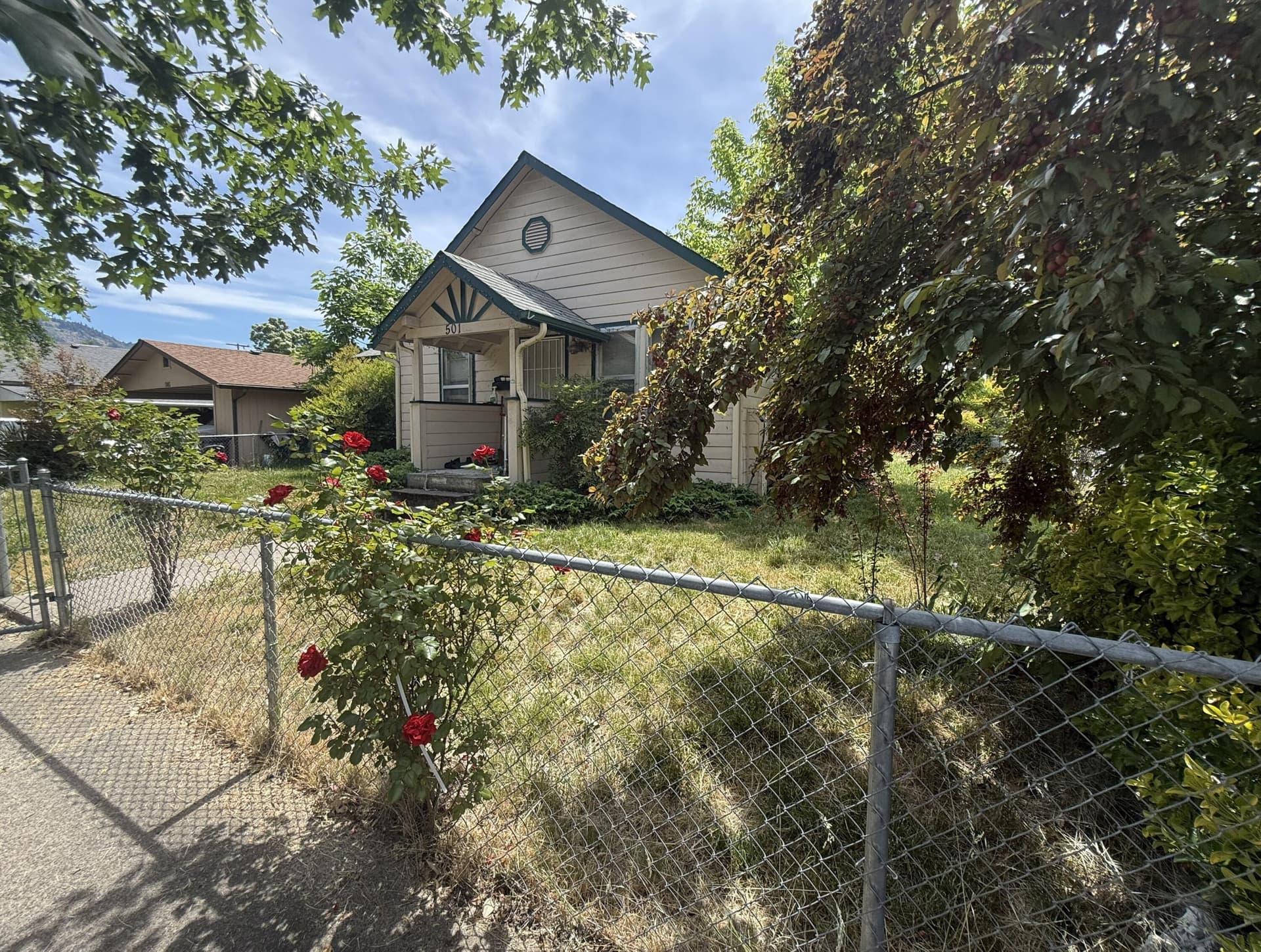 IMG_8251_c. Photo 4 of 20, 501 SE J Street, Grants Pass, OR 97526