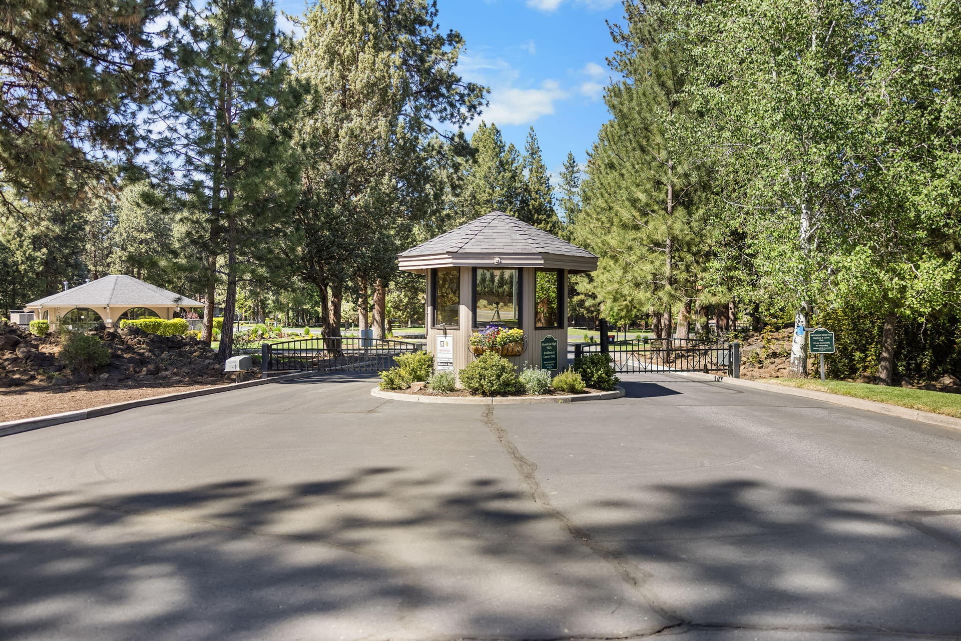 112-web-or-mls-_52A2829. Photo 3 of 77, 20430 Snowmass Court, Bend, OR 97702