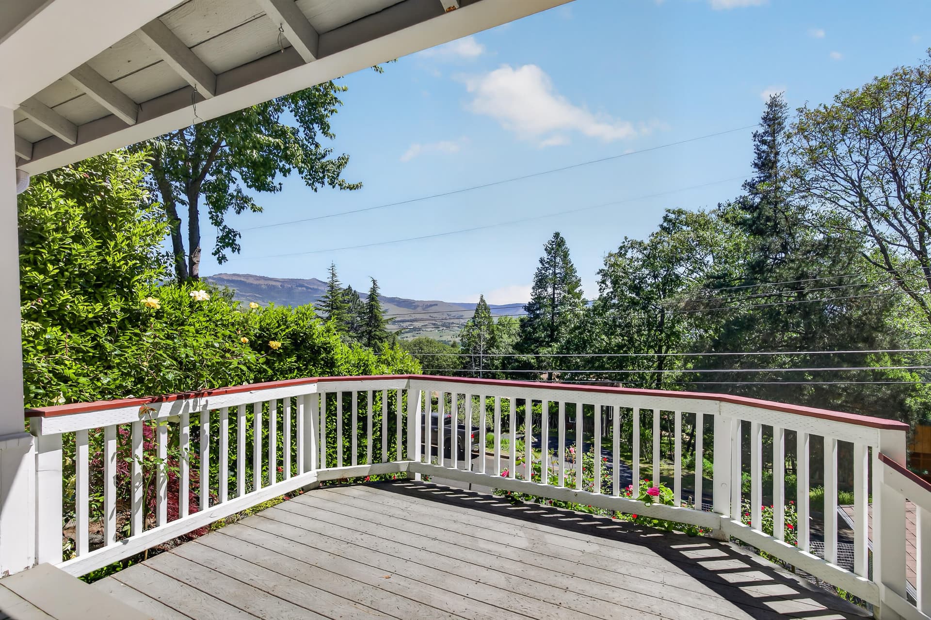 71 Scenic Drive, Ashland, OR 97520. Photo 5 of 40, 71 Scenic Drive, Ashland, OR 97520