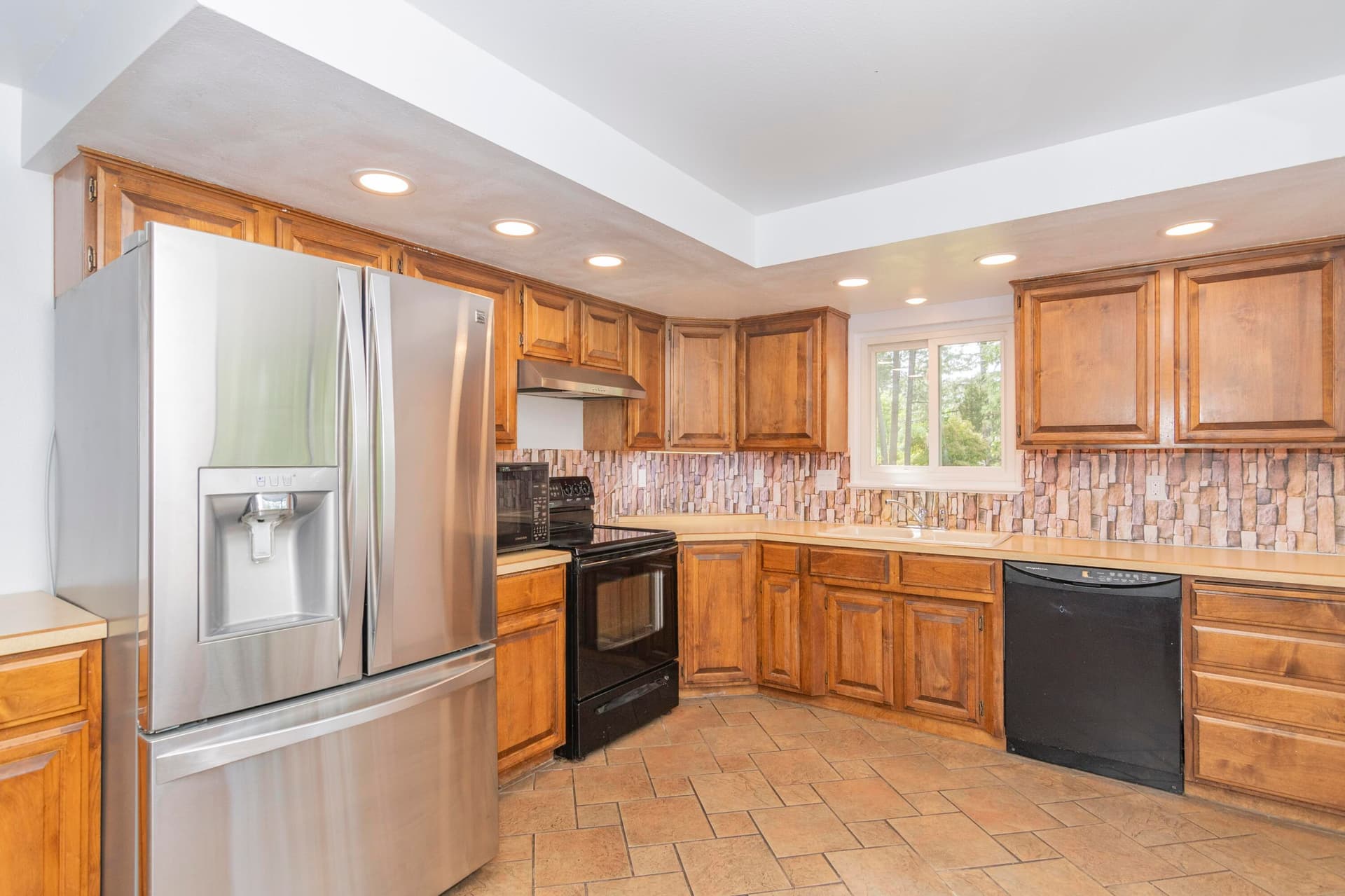 _JSR2894. Photo 5 of 41, 144 Worden Way, Grants Pass, OR 97527