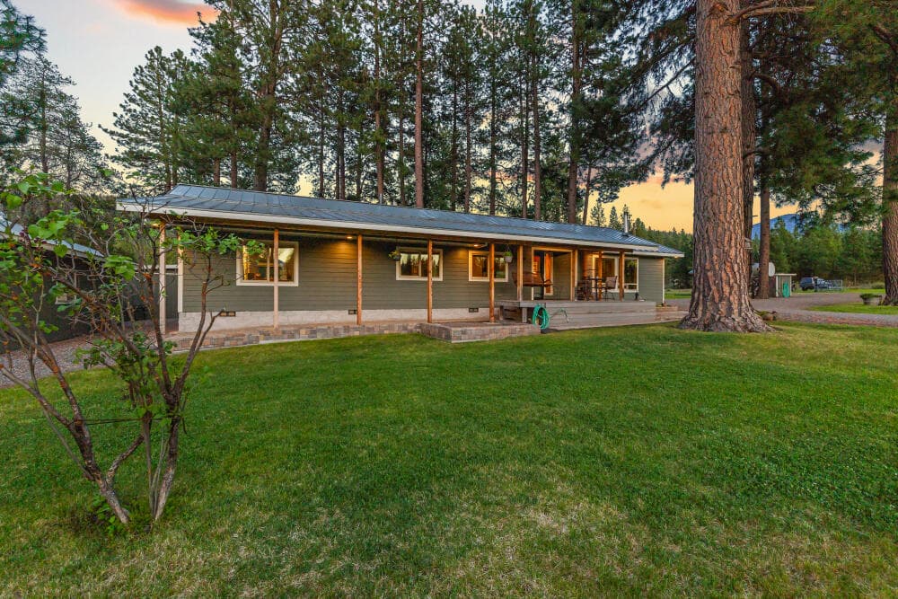 30919NatashaWy-99. Photo 3 of 78, 30919 Natasha Way, Klamath Falls, OR 97601